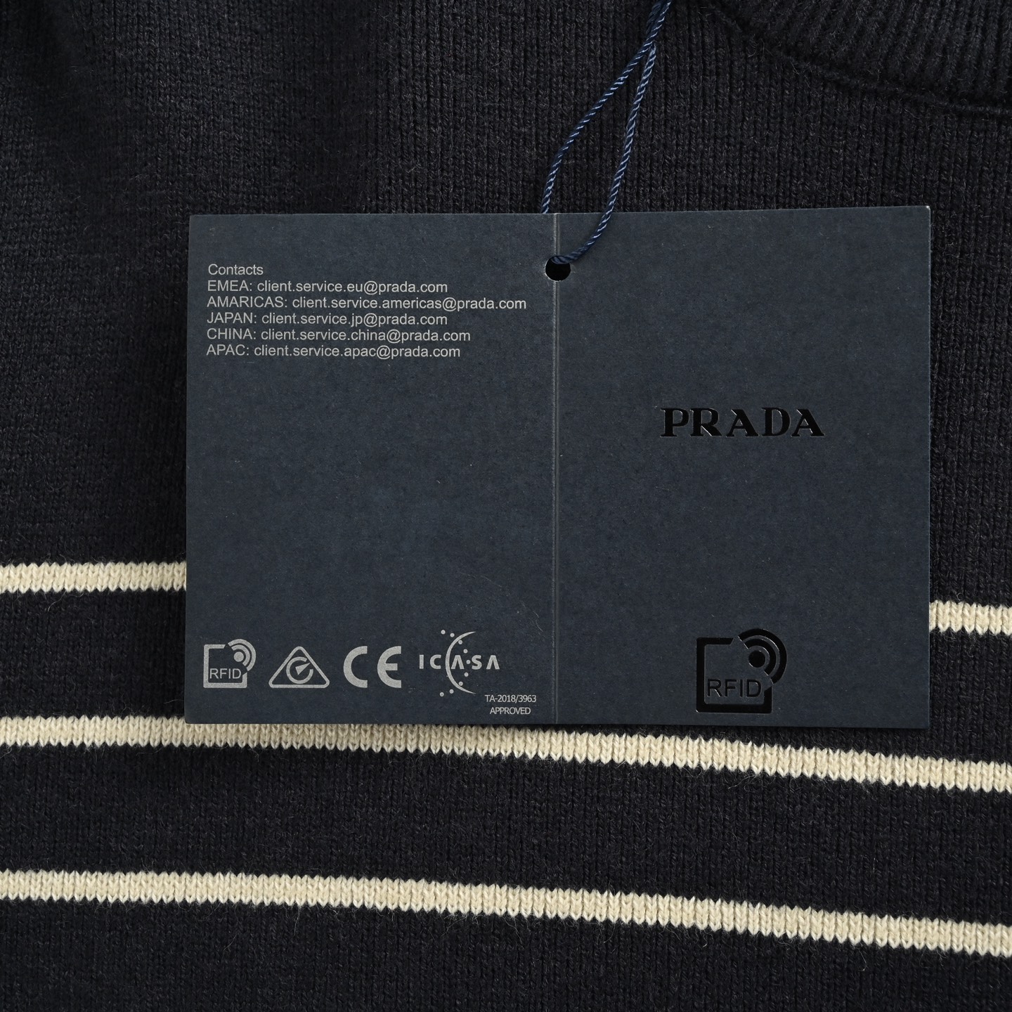 Prada/普拉达 肩扣条纹针织侧开毛衣-High Quatity Cheap Brand wholesale wholesaler seller Clothes Bags handbags Sneakers Top Fashion Clothing Shoes from China Factory Chinese suppliers best Quality Beautiful Price Prada/普拉达 肩扣条纹针织侧开毛衣