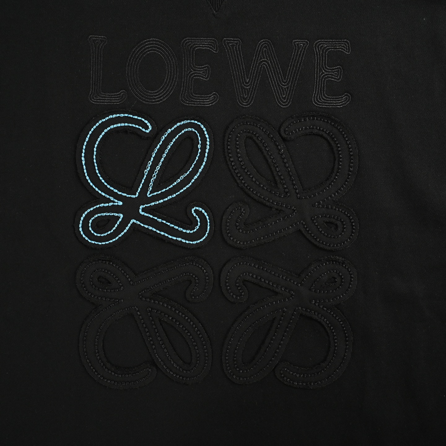Loewe 罗意威 25Fw 撞色字母贴布logo圆领卫衣-Chinese UA Cheap High Quatity Brand Clothes Bags handbags Sneakers wholesale wholesaler seller from China Factory suppliers Fashion Clothing Shoes best Quality Beautiful Price Loewe 罗意威 25Fw 撞色字母贴布logo圆领卫衣