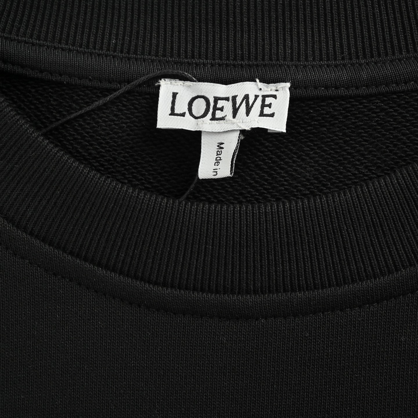 Loewe/罗意威 口袋logo提花圆领卫衣-High Quatity Cheap Brand wholesale wholesaler seller Clothes Bags handbags Sneakers Top Fashion Clothing Shoes from China Factory Chinese suppliers best Quality Beautiful Price Loewe/罗意威 口袋logo提花圆领卫衣