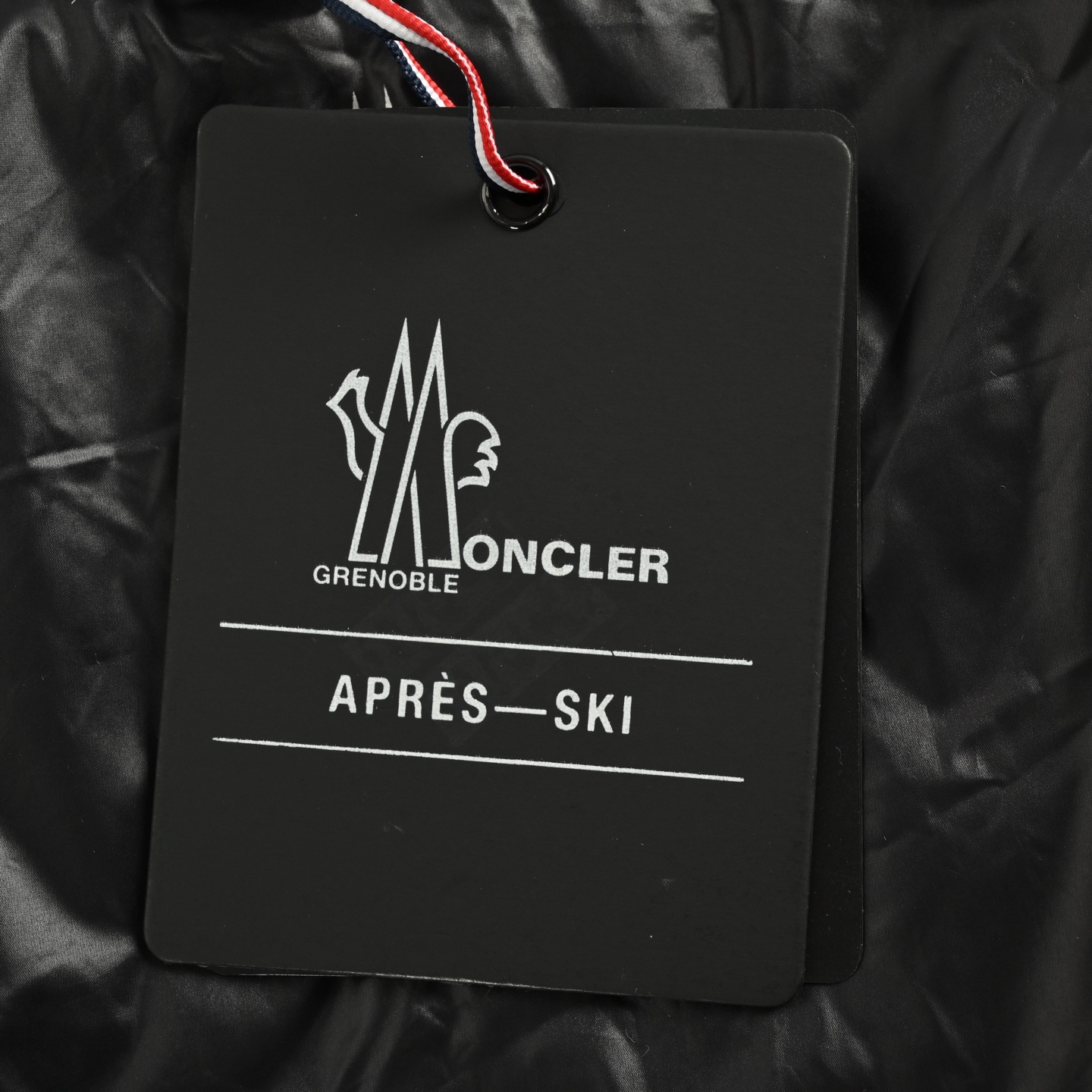 Moncler/蒙口 反光标羽绒马甲