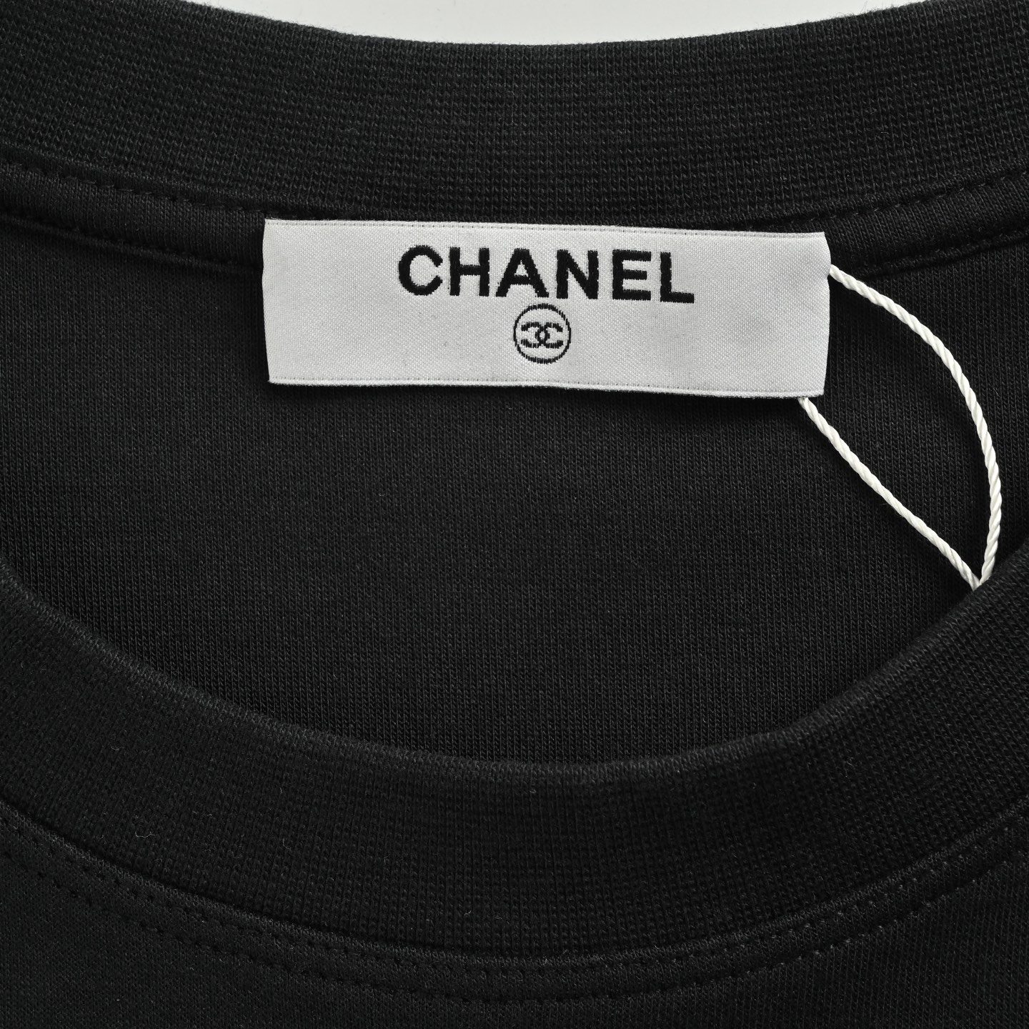 Chanel/香奈儿 25Fw 暗纹双C大logo立体刺绣长袖T恤-Chinese UA Cheap High Quatity Brand Clothes Bags handbags Sneakers wholesale wholesaler seller from China Factory suppliers Fashion Clothing Shoes best Quality Beautiful Price Chanel/香奈儿 25Fw 暗纹双C大logo立体刺绣长袖T恤