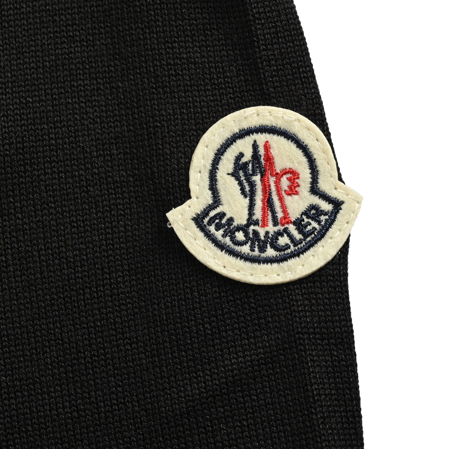 Moncler/蒙口 肩膀条纹桑蚕丝针织毛衣