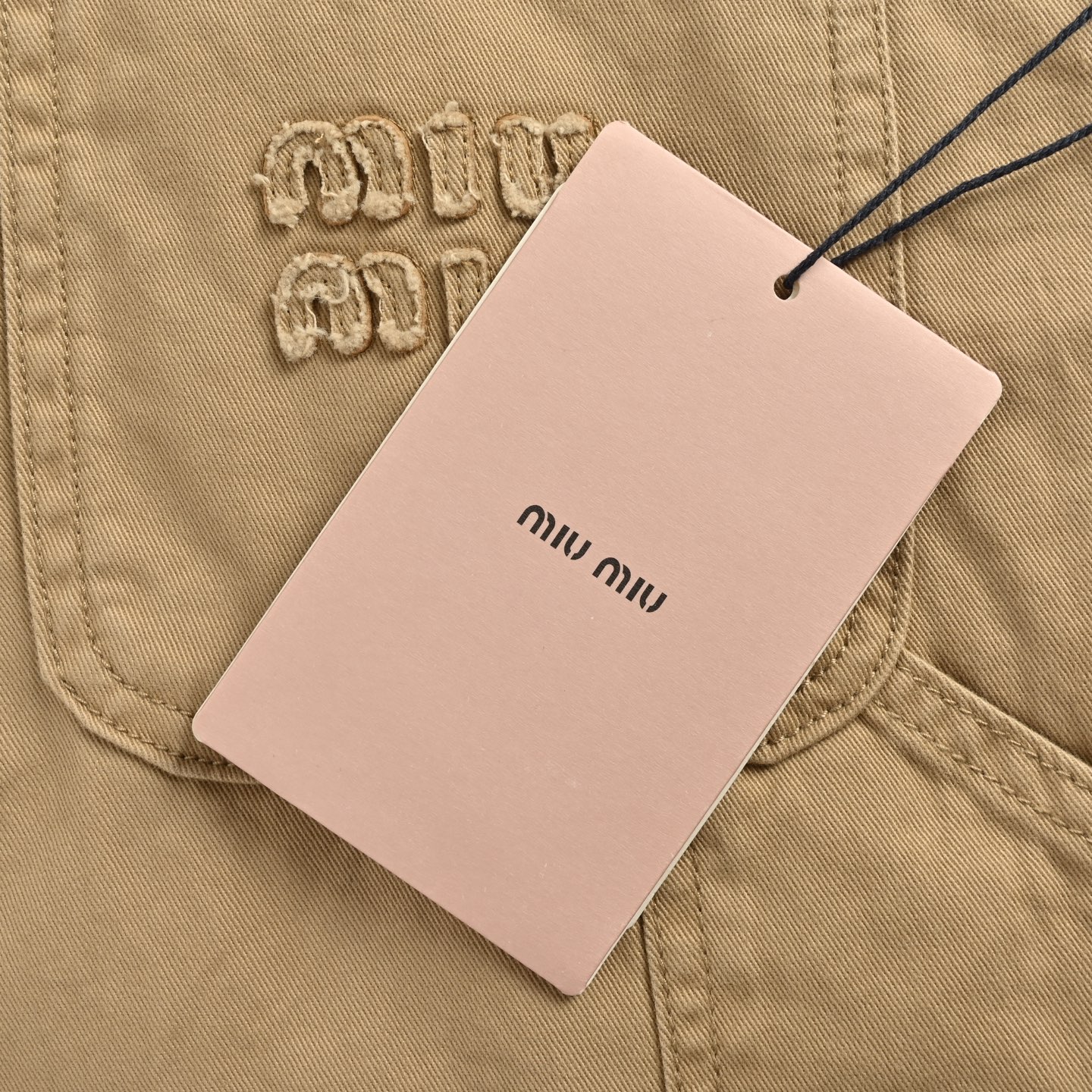 Miu Miu/缪缪 卡其后袋字伐木工装长裤-High Quatity Cheap Brand wholesale wholesaler seller Clothes Bags handbags Sneakers Top Fashion Clothing Shoes from China Factory Chinese suppliers best Quality Beautiful Price Miu Miu/缪缪 卡其后袋字伐木工装长裤