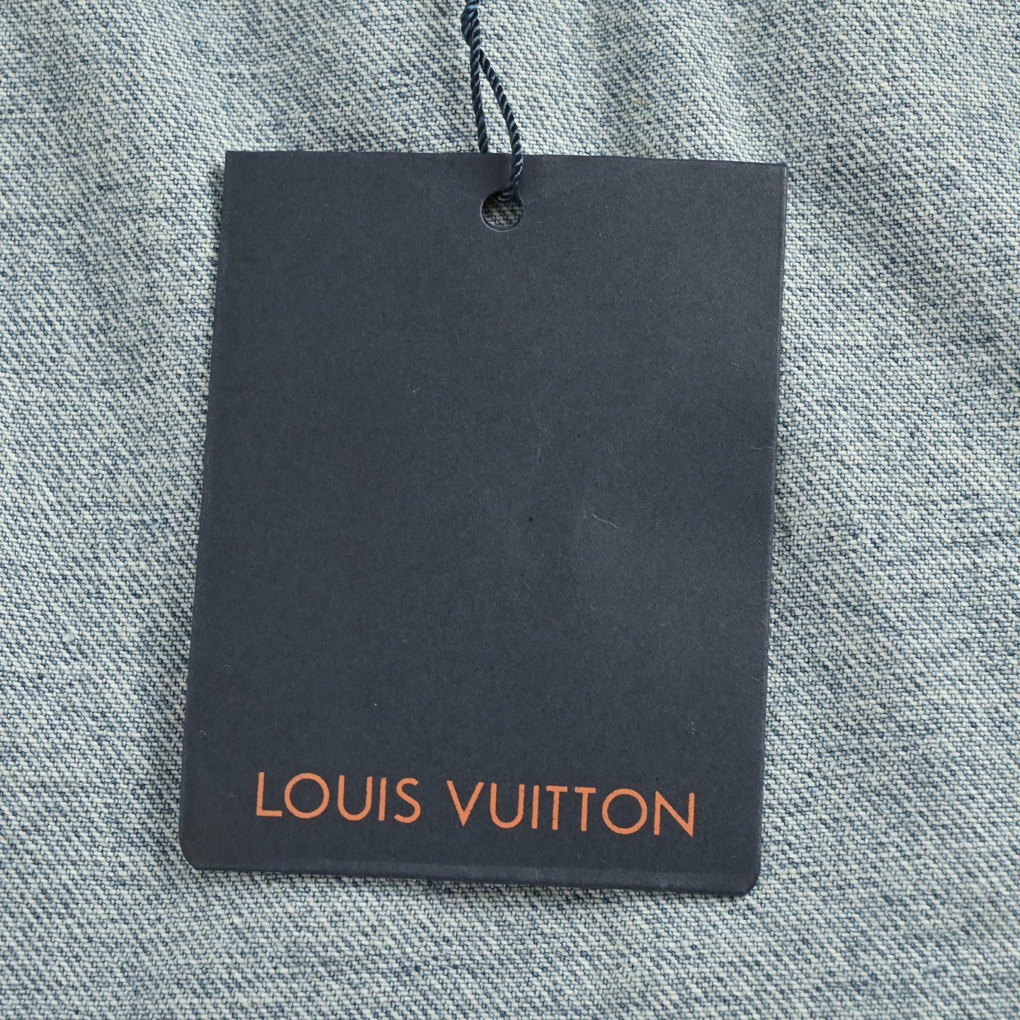 Louis Vuitton/路易威登 口袋刺绣拉链牛仔外套-High Quatity Cheap Brand wholesale wholesaler seller Clothes Bags handbags Sneakers Top Fashion Clothing Shoes from China Factory Chinese suppliers best Quality Beautiful Price Louis Vuitton/路易威登 口袋刺绣拉链牛仔外套