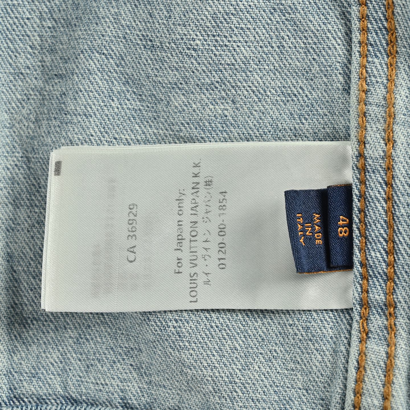 Louis Vuitton/路易威登 口袋刺绣拉链牛仔外套-High Quatity Cheap Brand wholesale wholesaler seller Clothes Bags handbags Sneakers Top Fashion Clothing Shoes from China Factory Chinese suppliers best Quality Beautiful Price Louis Vuitton/路易威登 口袋刺绣拉链牛仔外套