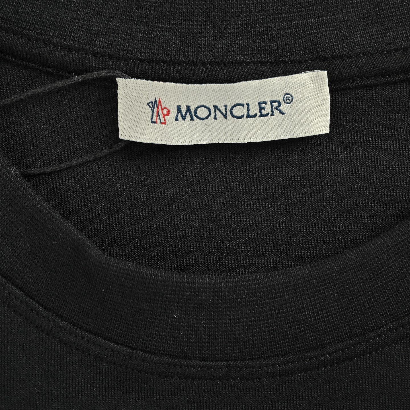 Moncler/蒙口 25Fw 简约胸口下摆字母压胶长袖T恤 Moncler/蒙口 25Fw 简约胸口下摆字母压胶长袖T恤