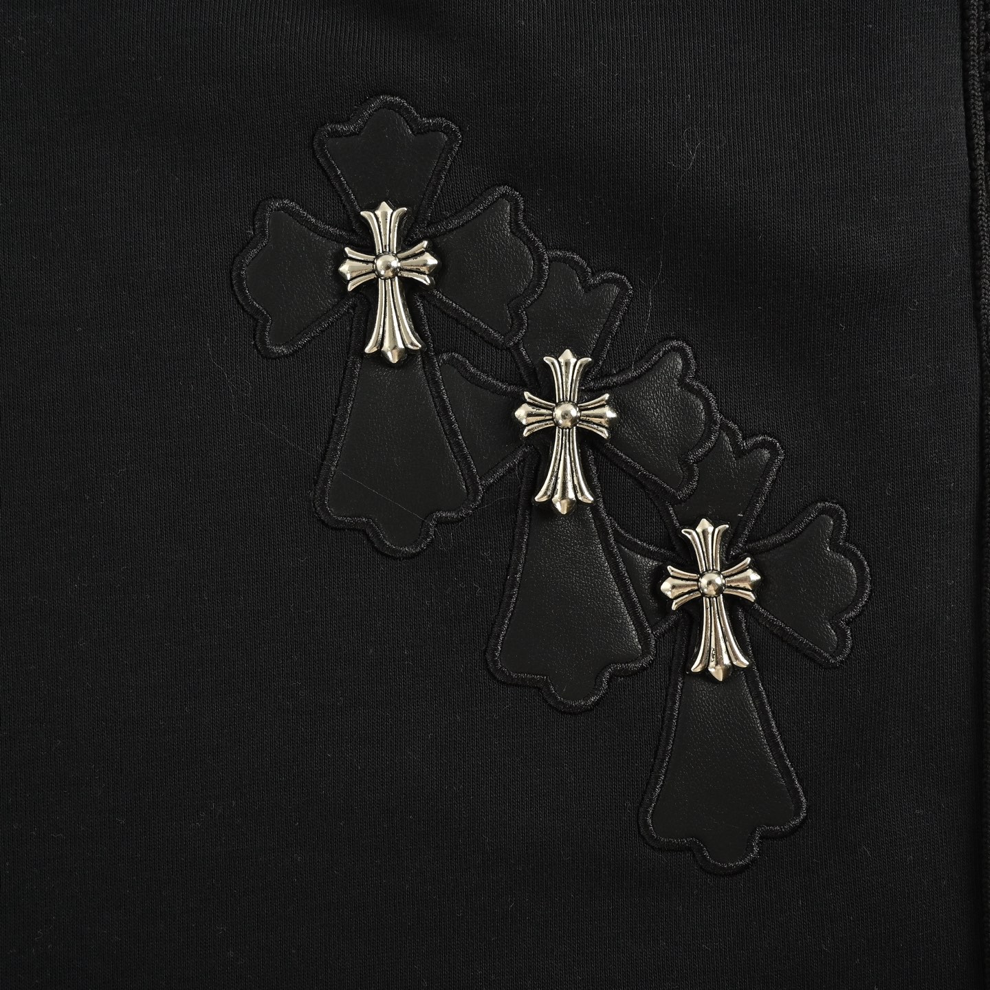 Chrome Hearts/克罗心 十字架贴布刺绣长裤 Chrome Hearts/克罗心 十字架贴布刺绣长裤