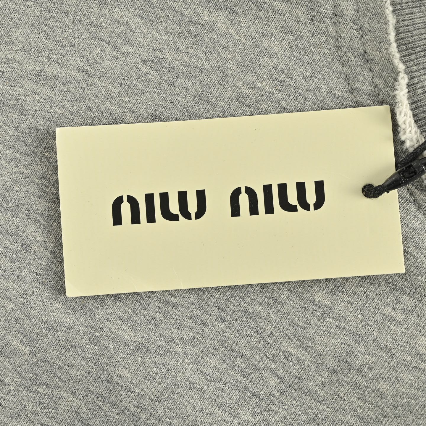 Miu Miu/缪缪 25ss 贴布字母圆领卫衣