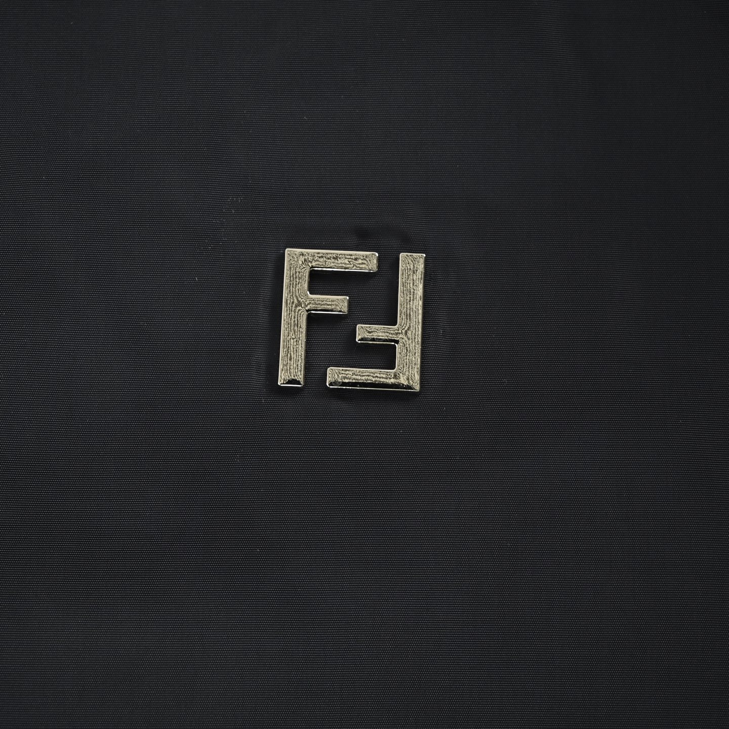 Fendi/芬迪 25Fw 满印logo双面穿连帽夹克外套-High Quatity Cheap Brand wholesale wholesaler seller Clothes Bags handbags Sneakers Top Fashion Clothing Shoes from China Factory Chinese suppliers best Quality Beautiful Price Fendi/芬迪 25Fw 满印logo双面穿连帽夹克外套