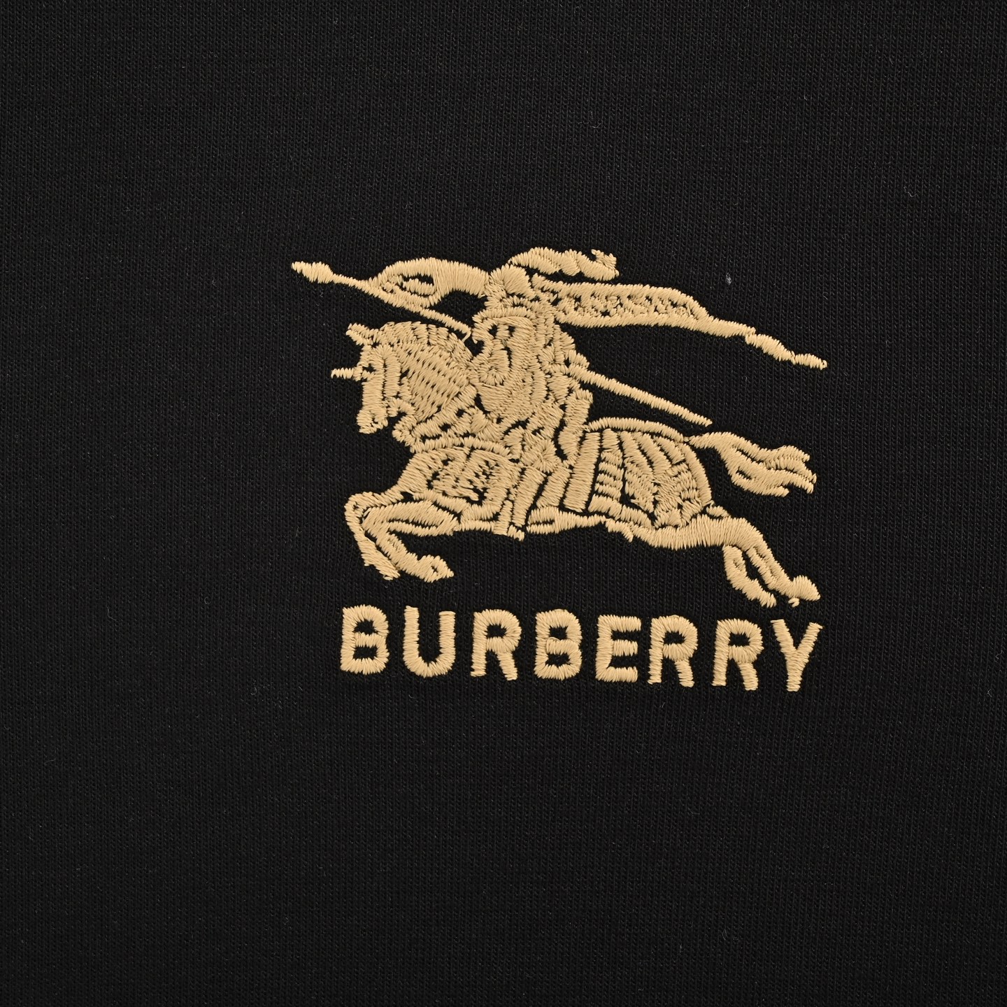 Burberry/巴宝莉 25ss 肩膀袖子贴布胸口刺绣战马太空棉卫衣