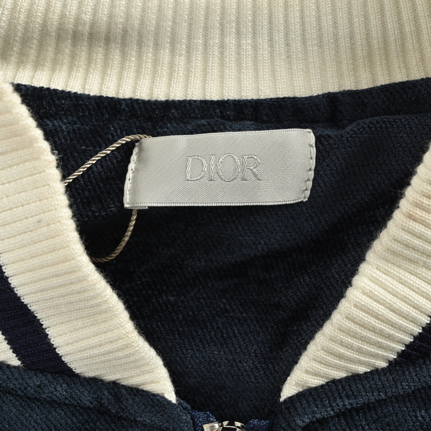 Dior/迪奥 KAWS 联名蛇年限定织带刺绣棒球服外套-Chinese wholesaler seller Clothes Bags handbags wholesale Shoes High Quatity wholesaler seller Cheap Sneakers from China Factory Chinese suppliers china wholesale clothing wholesaler seller Dior/迪奥 KAWS 联名蛇年限定织带刺绣棒球服外套