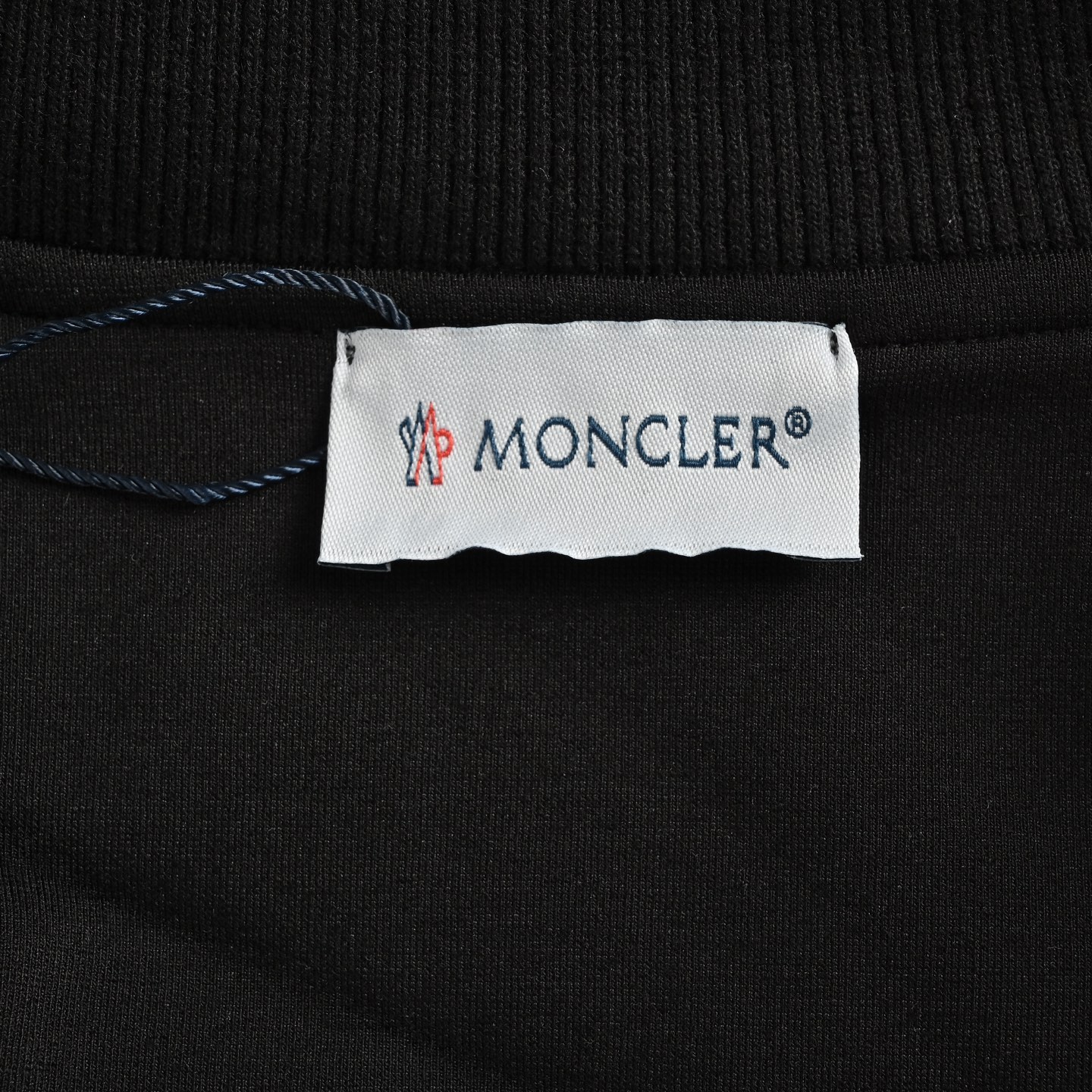 Moncler/蒙口 25Fw 经典手臂织带拉链外套-Chinese wholesaler seller Clothes Bags handbags wholesale Shoes High Quatity wholesaler seller Cheap Sneakers from China Factory Chinese suppliers china wholesale clothing wholesaler seller Moncler/蒙口 25Fw 经典手臂织带拉链外套