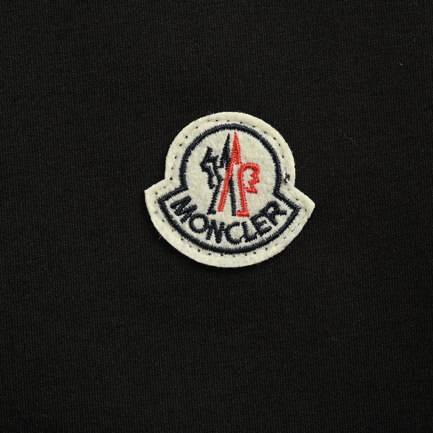Moncler/蒙口 25Fw 经典手臂织带拉链外套-Chinese wholesaler seller Clothes Bags handbags wholesale Shoes High Quatity wholesaler seller Cheap Sneakers from China Factory Chinese suppliers china wholesale clothing wholesaler seller Moncler/蒙口 25Fw 经典手臂织带拉链外套