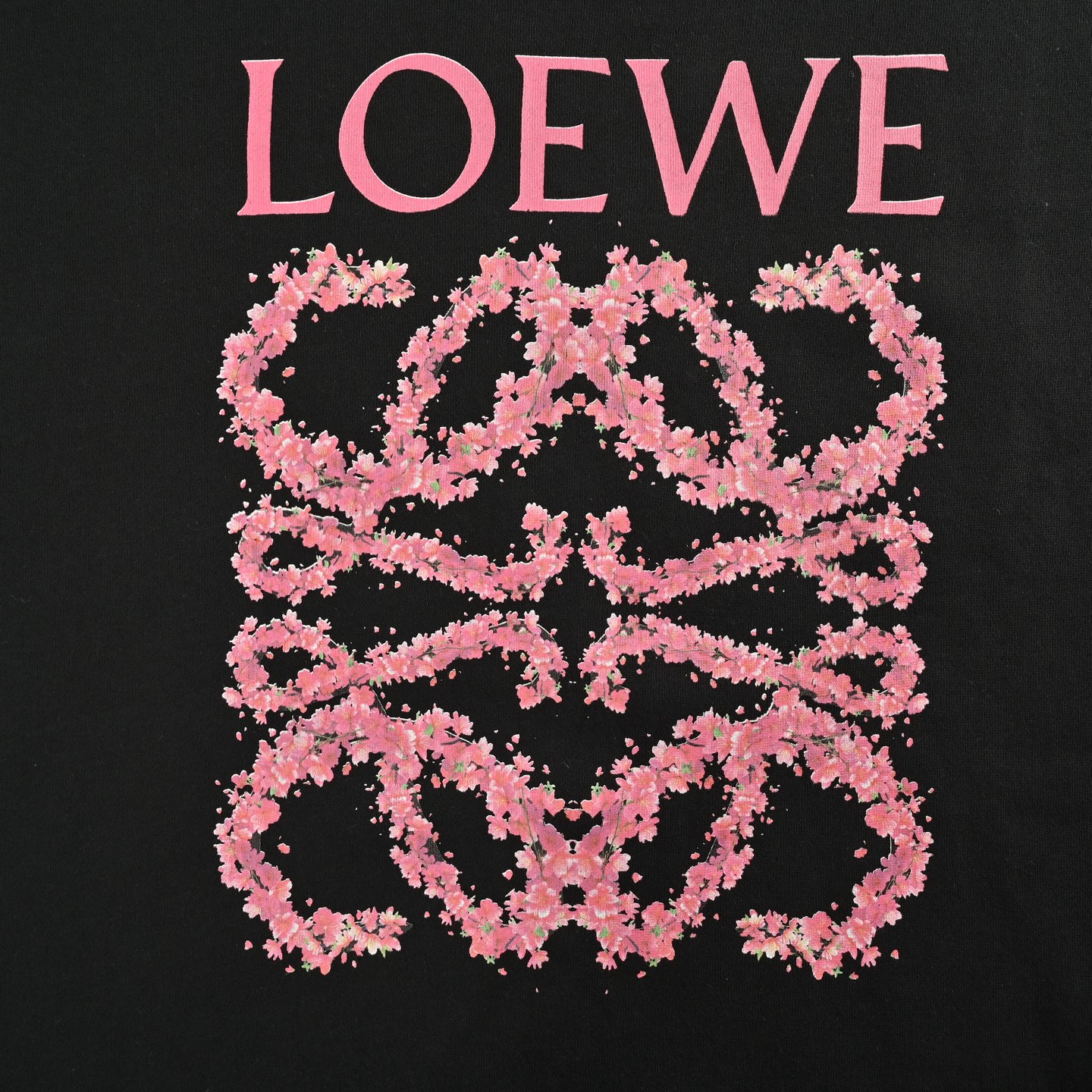 Loewe/罗意威 25Fw 花瓣印花logo圆领卫衣-Chinese UA Cheap High Quatity Brand Clothes Bags handbags Sneakers wholesale wholesaler seller from China Factory suppliers Fashion Clothing Shoes best Quality Beautiful Price Loewe/罗意威 25Fw 花瓣印花logo圆领卫衣