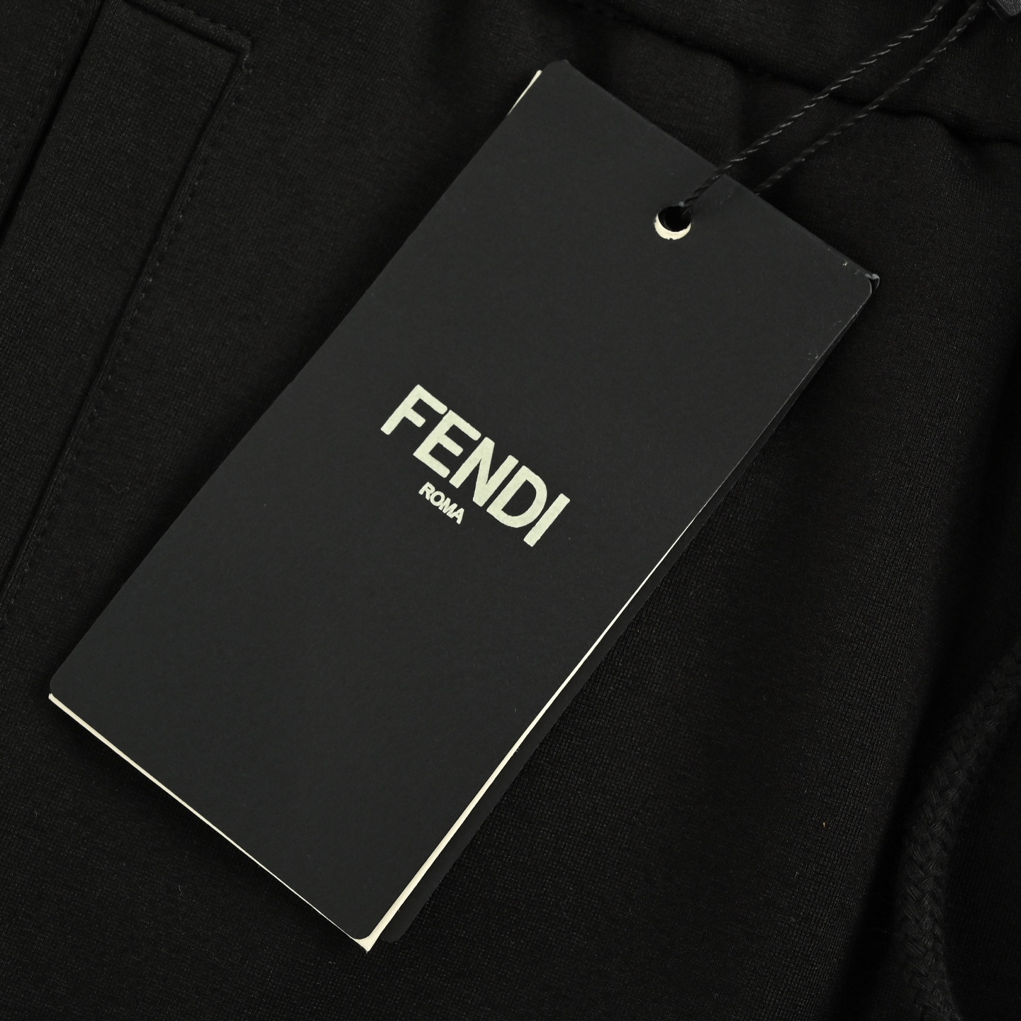 Fendi/芬迪 25Fw 老佛爷皮标长裤