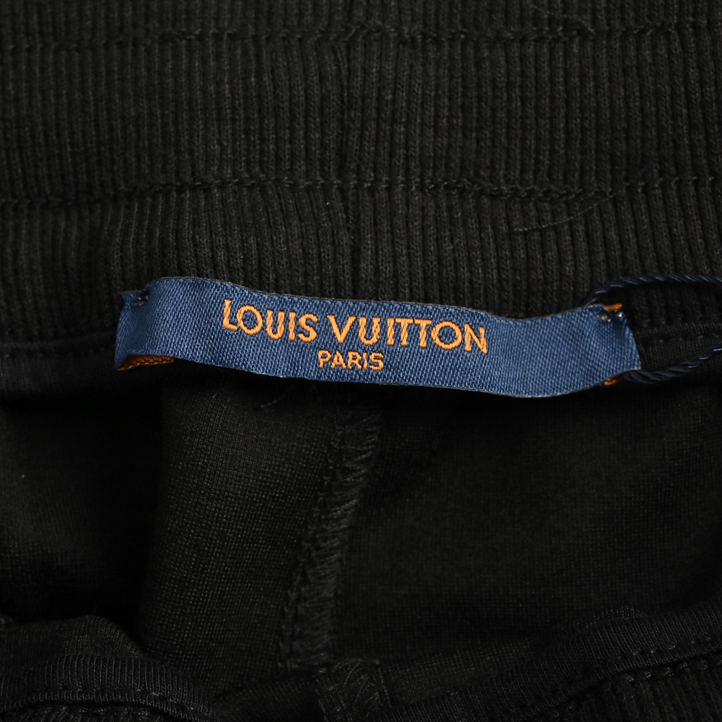 LouisVuitton/路易威登 25Fw LV碎钻织带长裤-Chinese wholesaler seller Clothes Bags handbags wholesale Shoes High Quatity wholesaler seller Cheap Sneakers from China Factory Chinese suppliers china wholesale clothing wholesaler seller LouisVuitton/路易威登 25Fw LV碎钻织带长裤