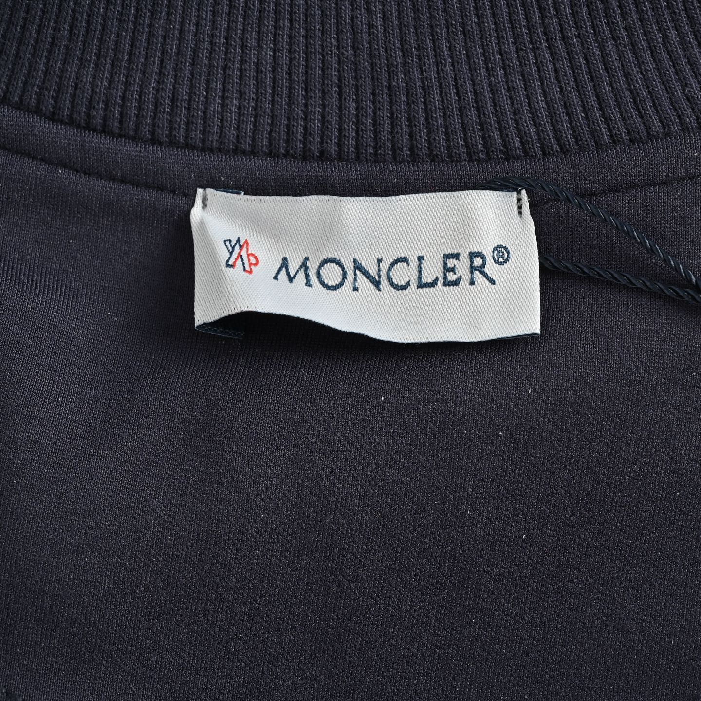 Moncler/蒙口 25Fw 手臂条纹织带拉链外套