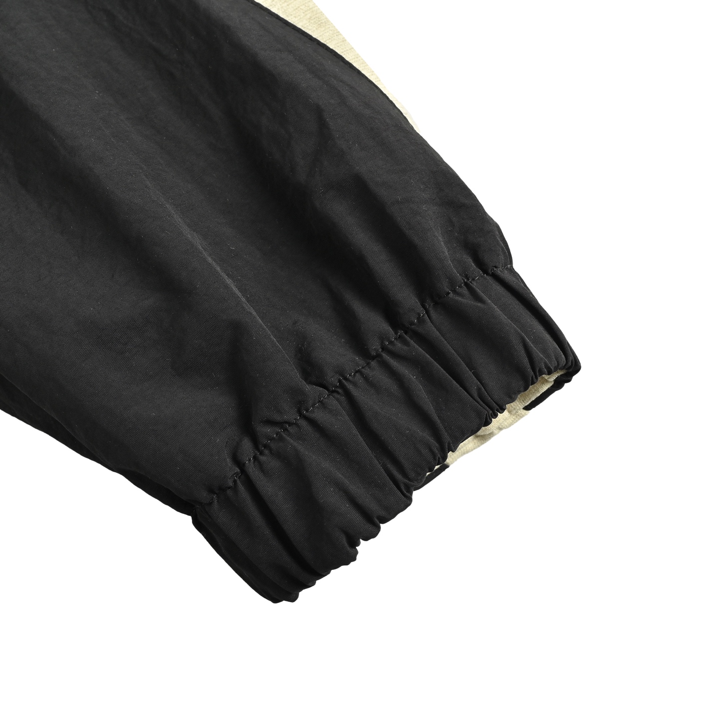 Balenciaga/巴黎世家 拼接刺绣水洗双面皮夹克