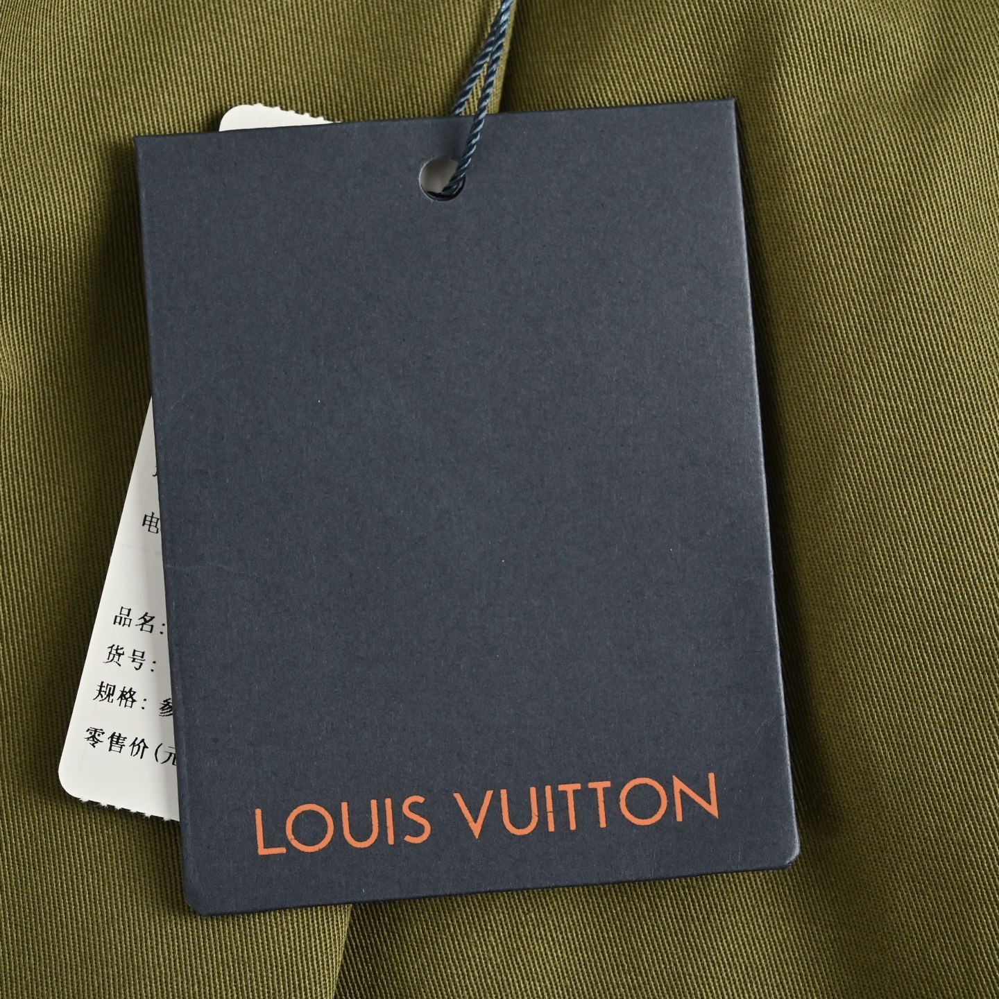 Louis Vuitton/路易威登 绿色贴饰口袋工装长裤-Chinese wholesaler seller Clothes Bags handbags wholesale Shoes High Quatity wholesaler seller Cheap Sneakers from China Factory Chinese suppliers china wholesale clothing wholesaler seller Louis Vuitton/路易威登 绿色贴饰口袋工装长裤