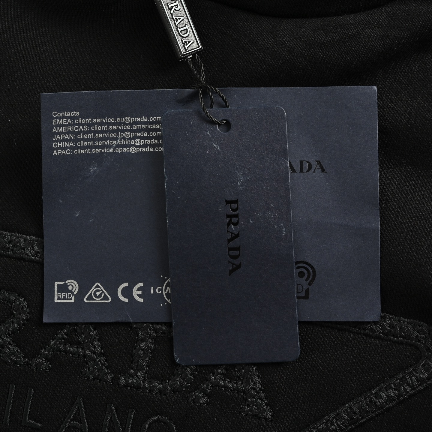 Prada/普拉达 25Fw 编织字母刺绣三角标连帽卫衣
