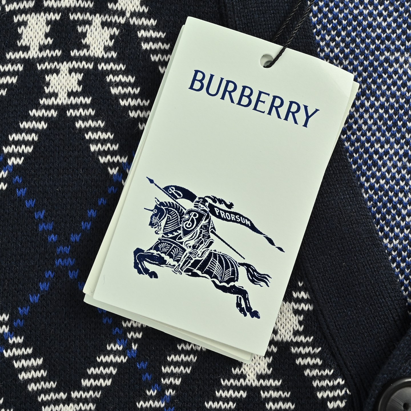 Burberry/巴宝莉 菱形斜格纹针织开衫毛衣