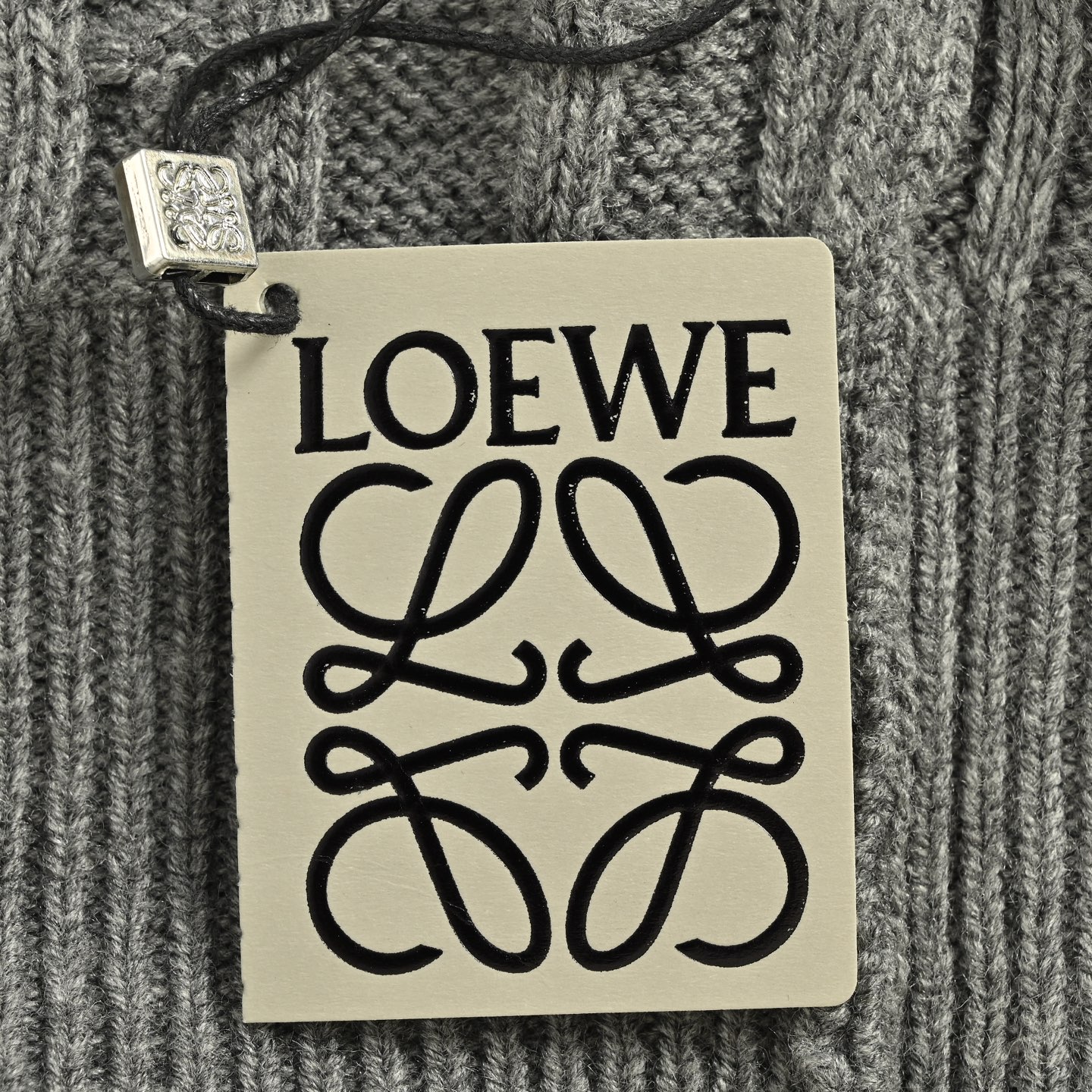 Loewe/罗意威 25Fw 复古麻花针织圆领毛衣