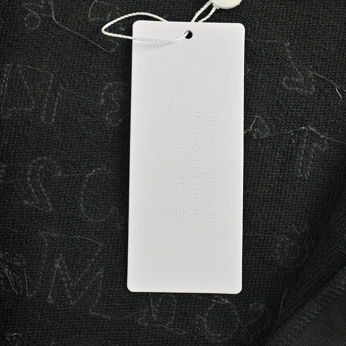 MAISON MARGIELA/马吉拉 未完成刺绣印花连帽卫衣外套-Chinese UA Cheap High Quatity Brand Clothes Bags handbags Sneakers wholesale wholesaler seller from China Factory suppliers Fashion Clothing Shoes best Quality Beautiful Price MAISON MARGIELA/马吉拉 未完成刺绣印花连帽卫衣外套