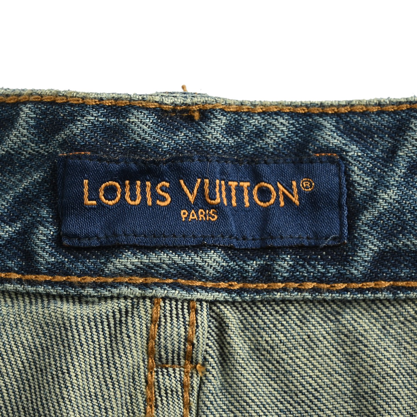 Louis Vuitton/路易威登 24Fw 珐琅纽扣水洗磨破工装牛仔裤-Chinese wholesaler seller Clothes Bags handbags wholesale Shoes High Quatity wholesaler seller Cheap Sneakers from China Factory Chinese suppliers china wholesale clothing wholesaler seller Louis Vuitton/路易威登 24Fw 珐琅纽扣水洗磨破工装牛仔裤