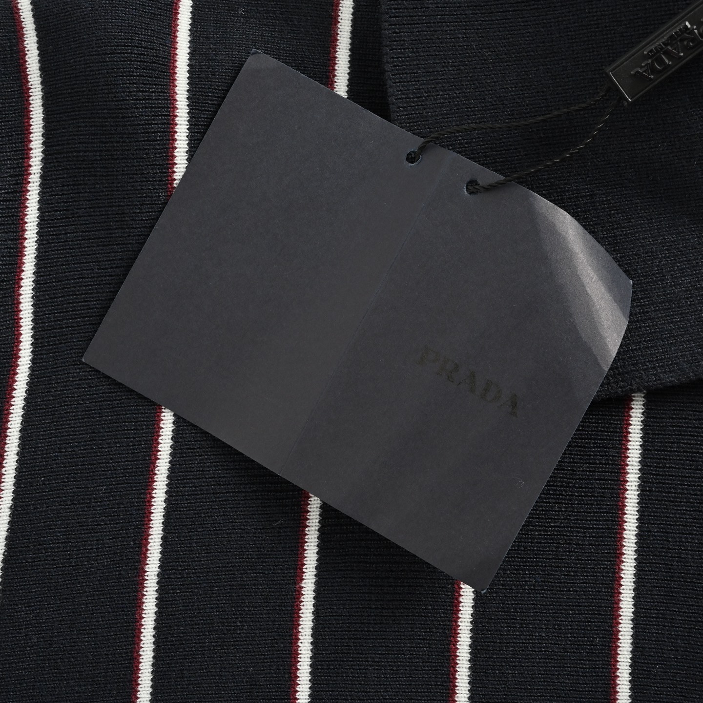 Prada/普拉达 25Fw 条纹翻领针织开衫-Chinese wholesaler seller Clothes Bags handbags wholesale Shoes High Quatity wholesaler seller Cheap Sneakers from China Factory Chinese suppliers china wholesale clothing wholesaler seller Prada/普拉达 25Fw 条纹翻领针织开衫