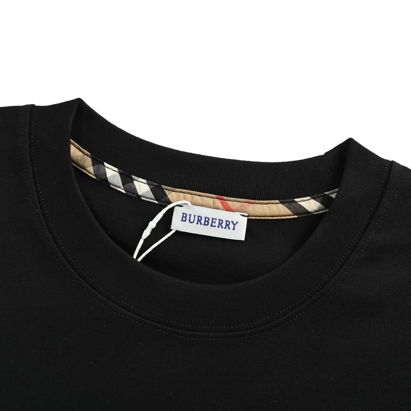 Burberry/巴宝莉 胸前签名后背爱心战马长袖-Chinese UA Cheap High Quatity Brand Clothes Bags handbags Sneakers wholesale wholesaler seller from China Factory suppliers Fashion Clothing Shoes best Quality Beautiful Price Burberry/巴宝莉 胸前签名后背爱心战马长袖