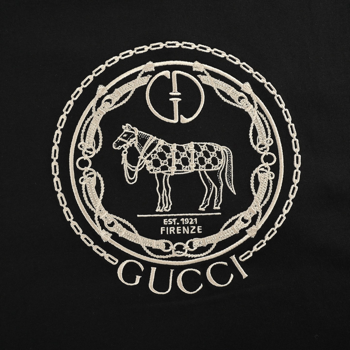 Gucci/古驰 25ss 简约小马长袖T恤-莆田鞋,莆田鞋货源,高仿鞋,高仿鞋货源,安福档口,莆田高仿鞋,莆田鞋批发,高仿鞋批发,莆田高仿运动鞋,高仿运动鞋,莆田运动鞋 Gucci/古驰 25ss 简约小马长袖T恤