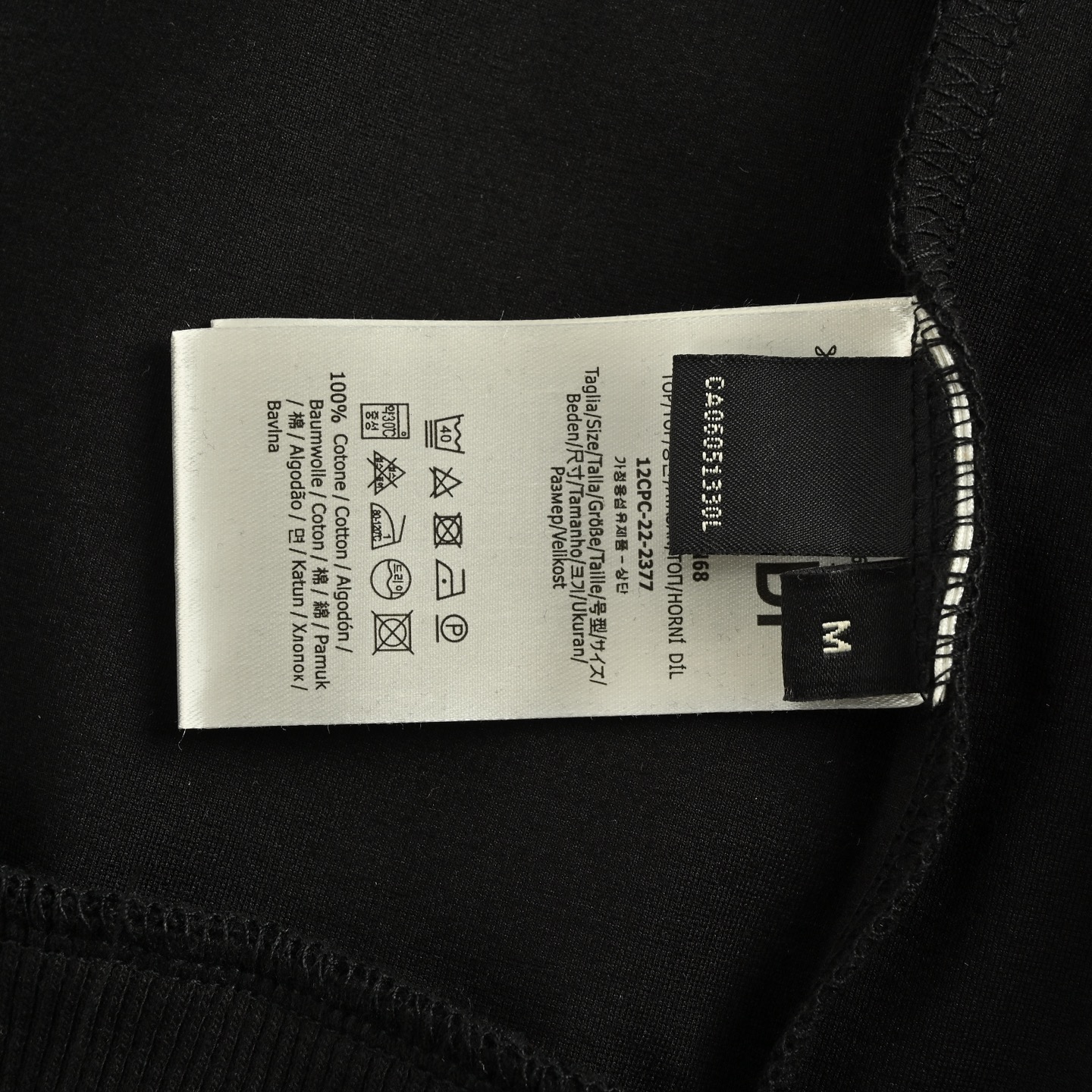 Fendi/芬迪 25Fw 小怪兽刺绣眼睛拉链外套