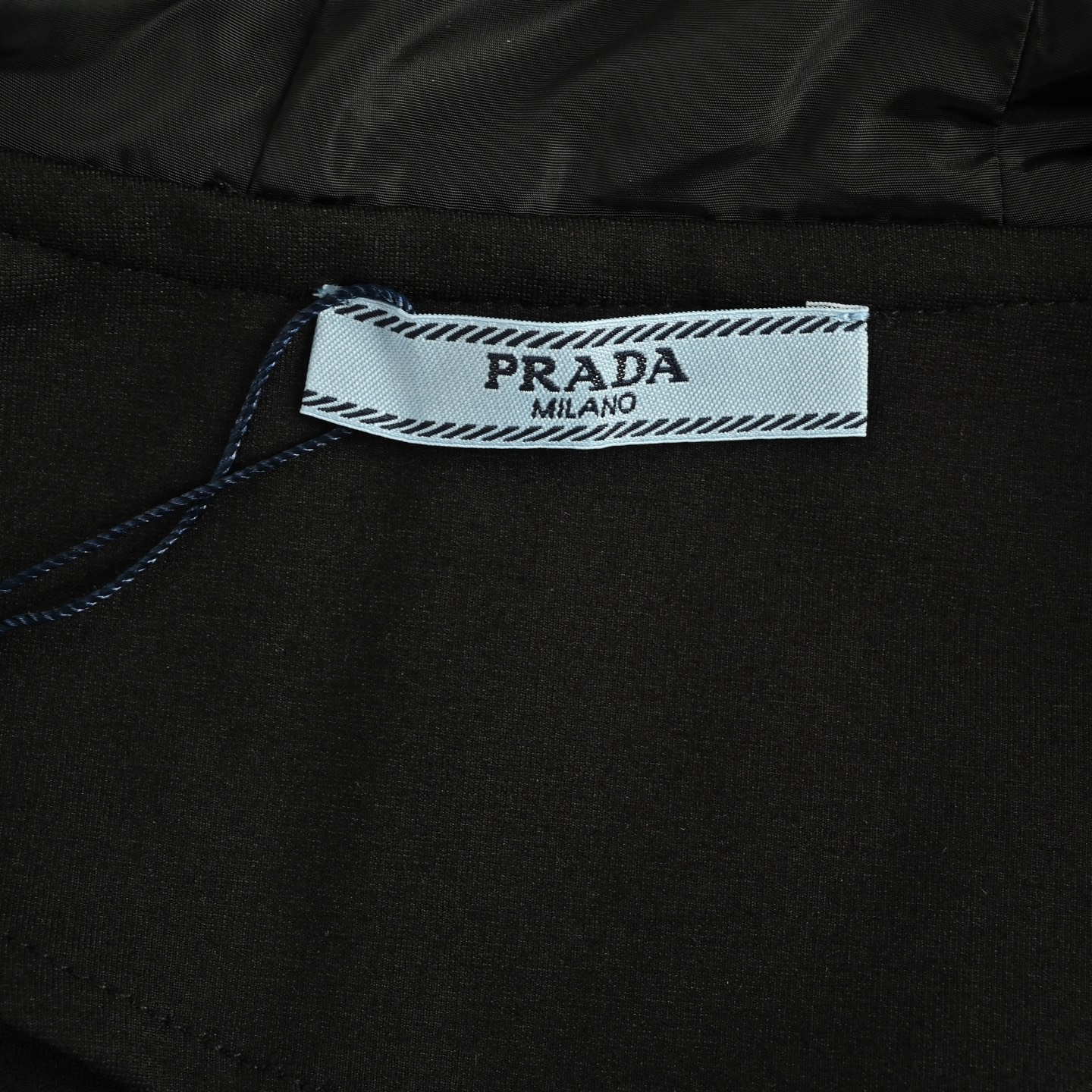 Prada/普拉达 25Fw锥形拉链口袋外套