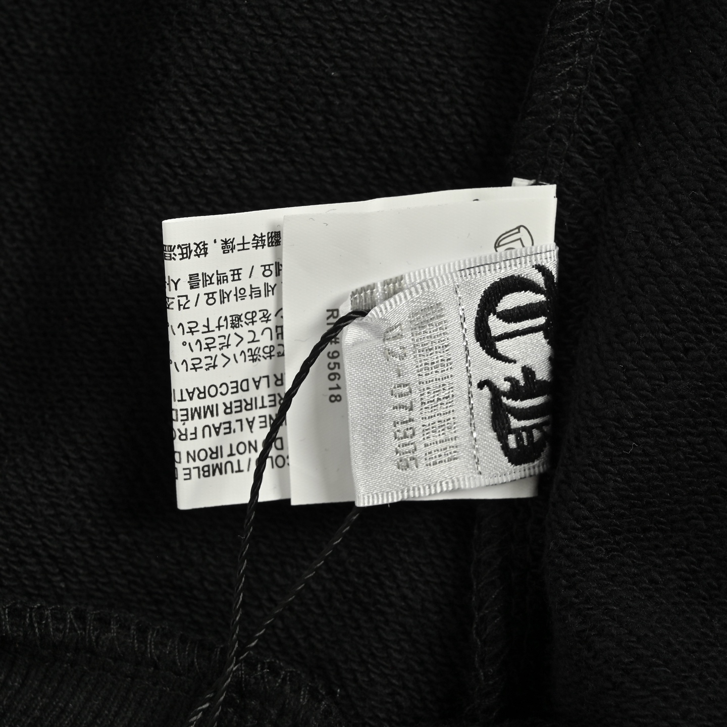 Chrome Hearts/克罗心 25Fw 粉梵文印花连帽外套
