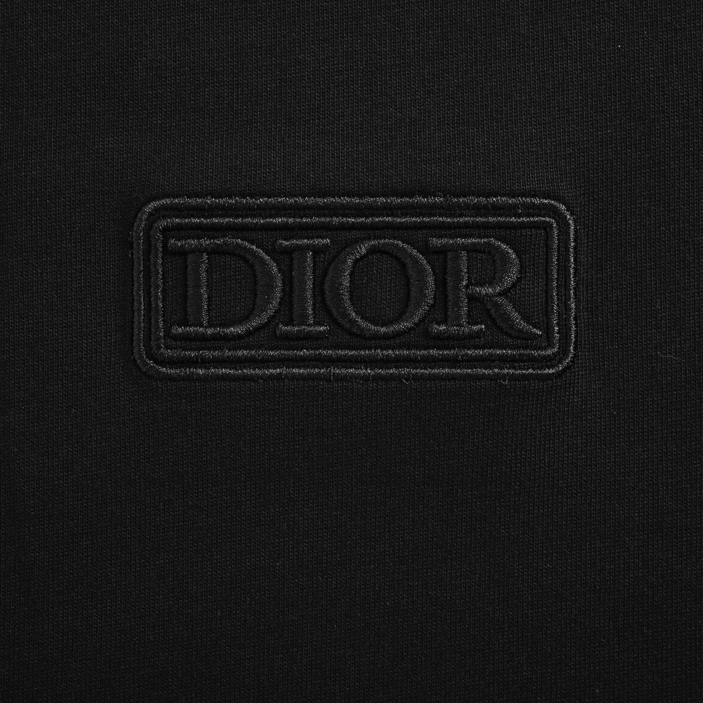 Dior/迪奥 简约胸口方标长袖T恤-莆田鞋,莆田鞋货源,高仿鞋,高仿鞋货源,安福档口,莆田高仿鞋,莆田鞋批发,高仿鞋批发,莆田高仿运动鞋,高仿运动鞋,莆田运动鞋 Dior/迪奥 简约胸口方标长袖T恤