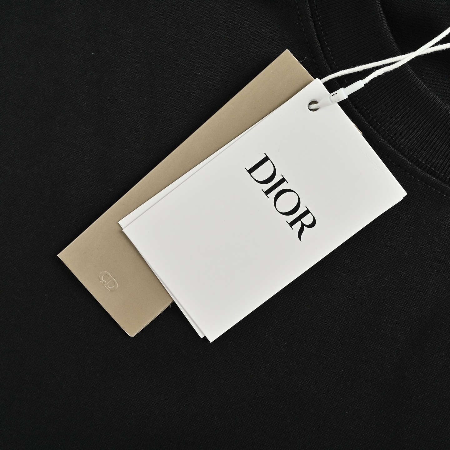 Dior/迪奥 简约胸口方标长袖T恤-莆田鞋,莆田鞋货源,高仿鞋,高仿鞋货源,安福档口,莆田高仿鞋,莆田鞋批发,高仿鞋批发,莆田高仿运动鞋,高仿运动鞋,莆田运动鞋 Dior/迪奥 简约胸口方标长袖T恤