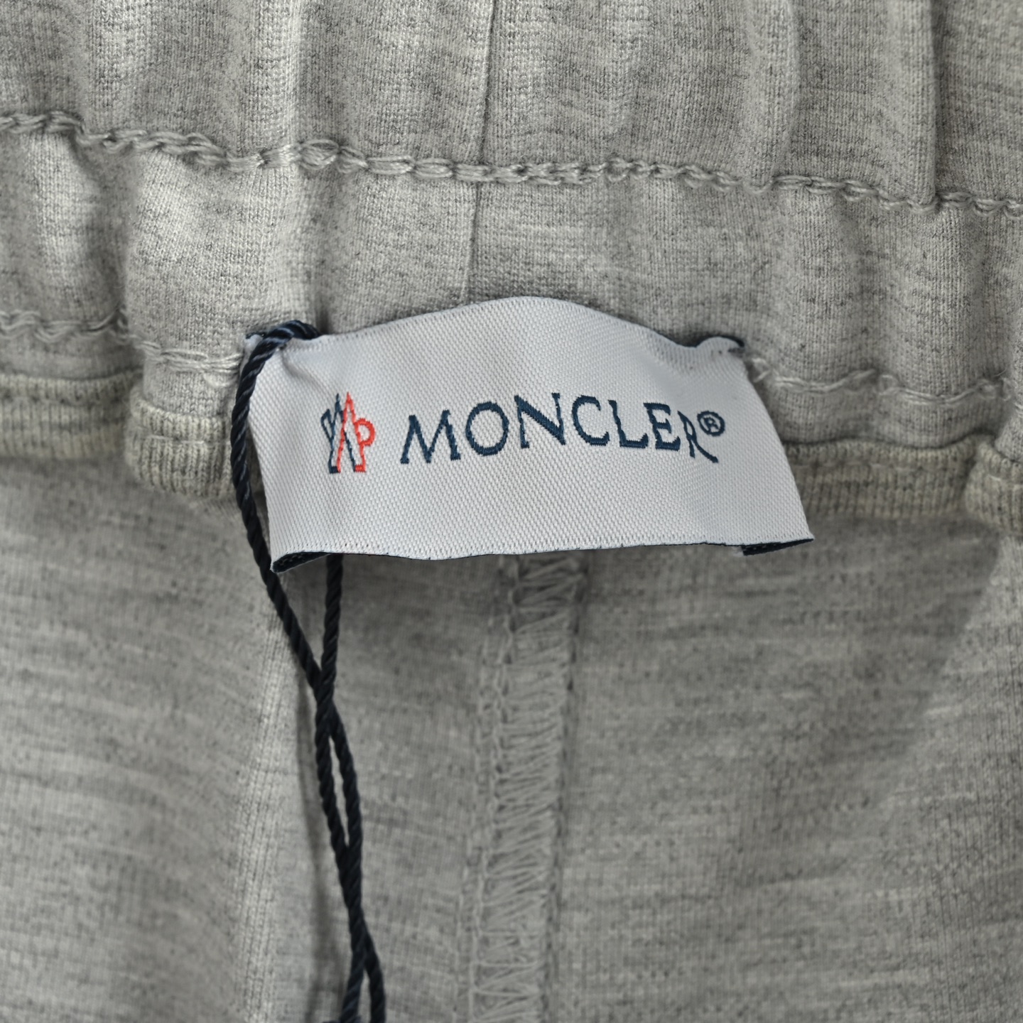 Moncler/蒙口 25Fw 简约徽标logo侧边织带拼接套装长裤