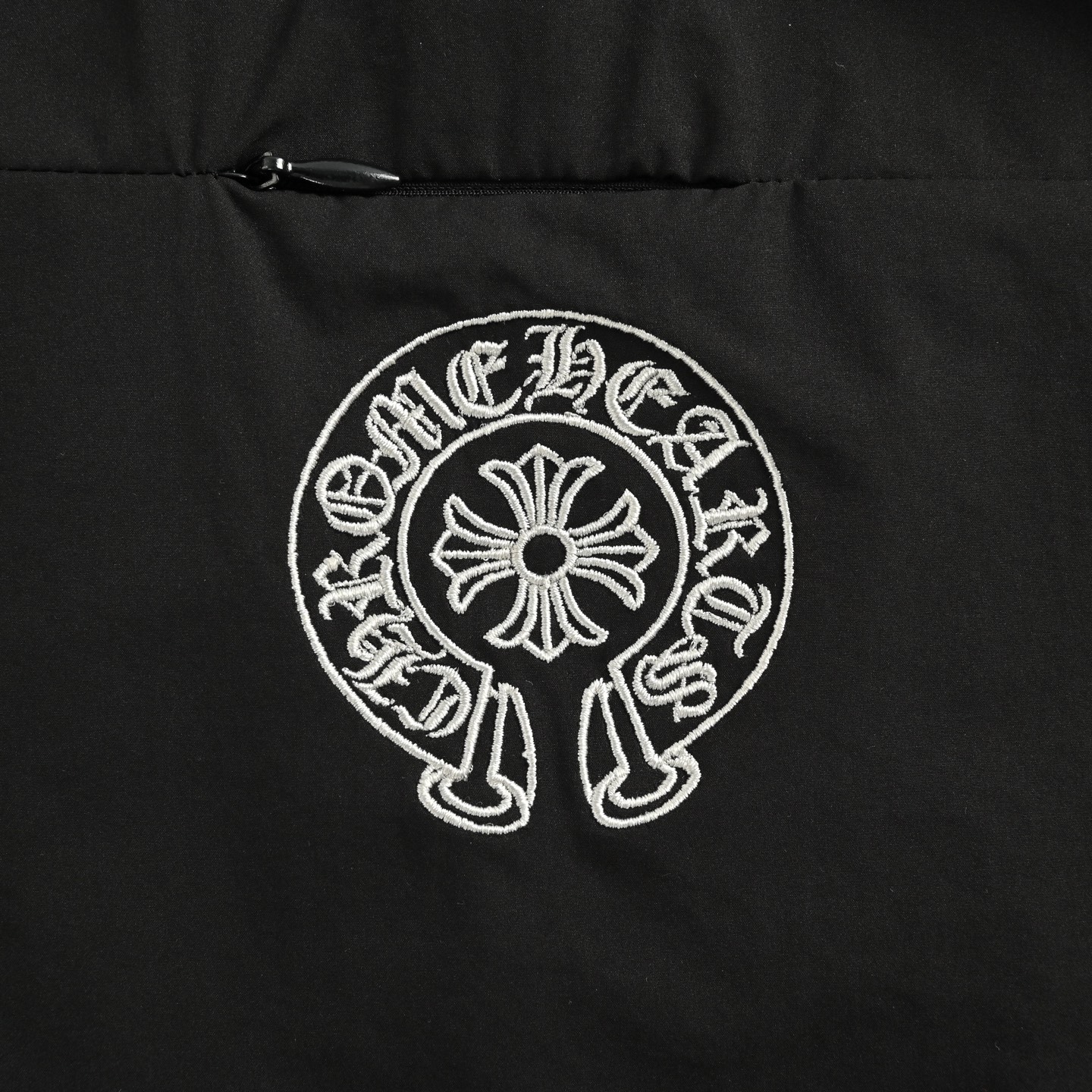 Chrome Hearts/克罗心 马蹄刺绣拼接拼色夹克外套-莆田鞋,莆田鞋货源,高仿鞋,高仿鞋货源,安福档口,莆田高仿鞋,莆田鞋批发,高仿鞋批发,莆田高仿运动鞋,高仿运动鞋,莆田运动鞋 Chrome Hearts/克罗心 马蹄刺绣拼接拼色夹克外套