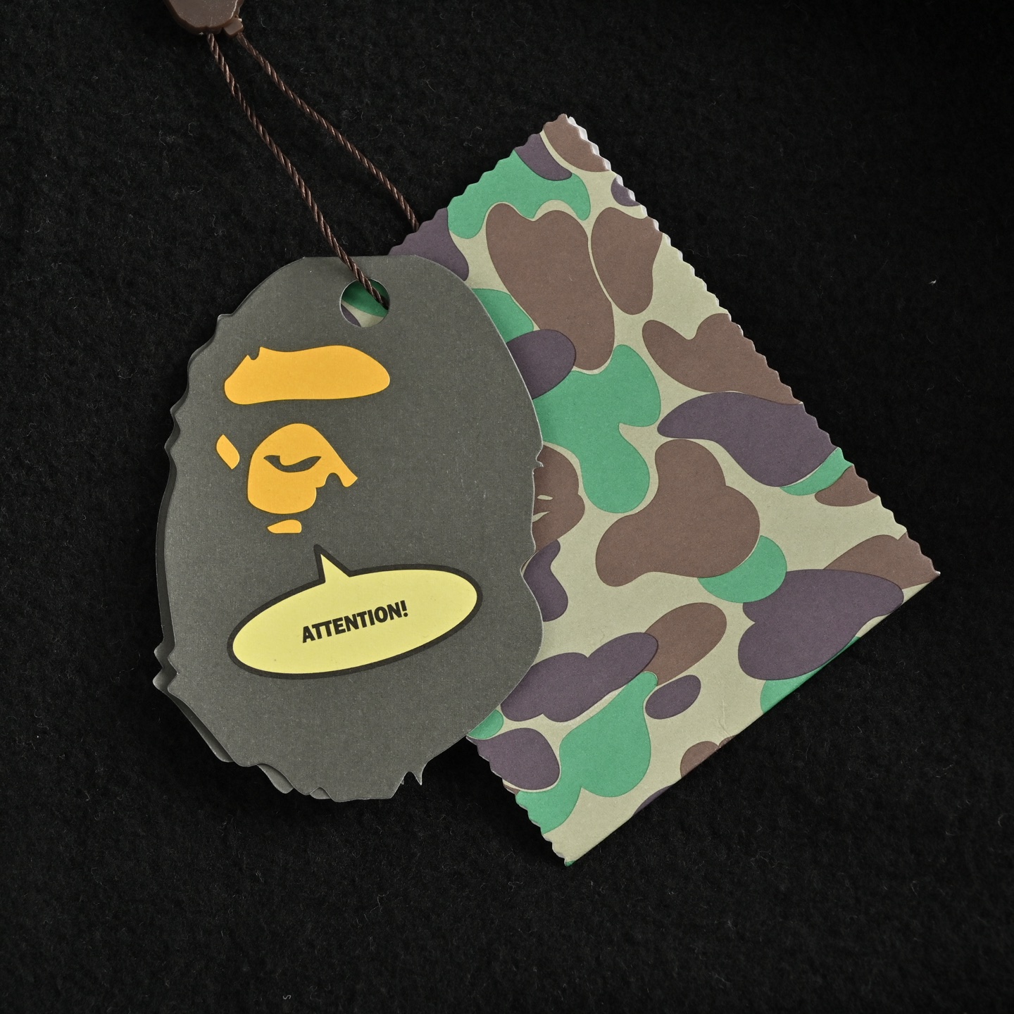 Bape 25Fw 小标鲨鱼头拉链外套