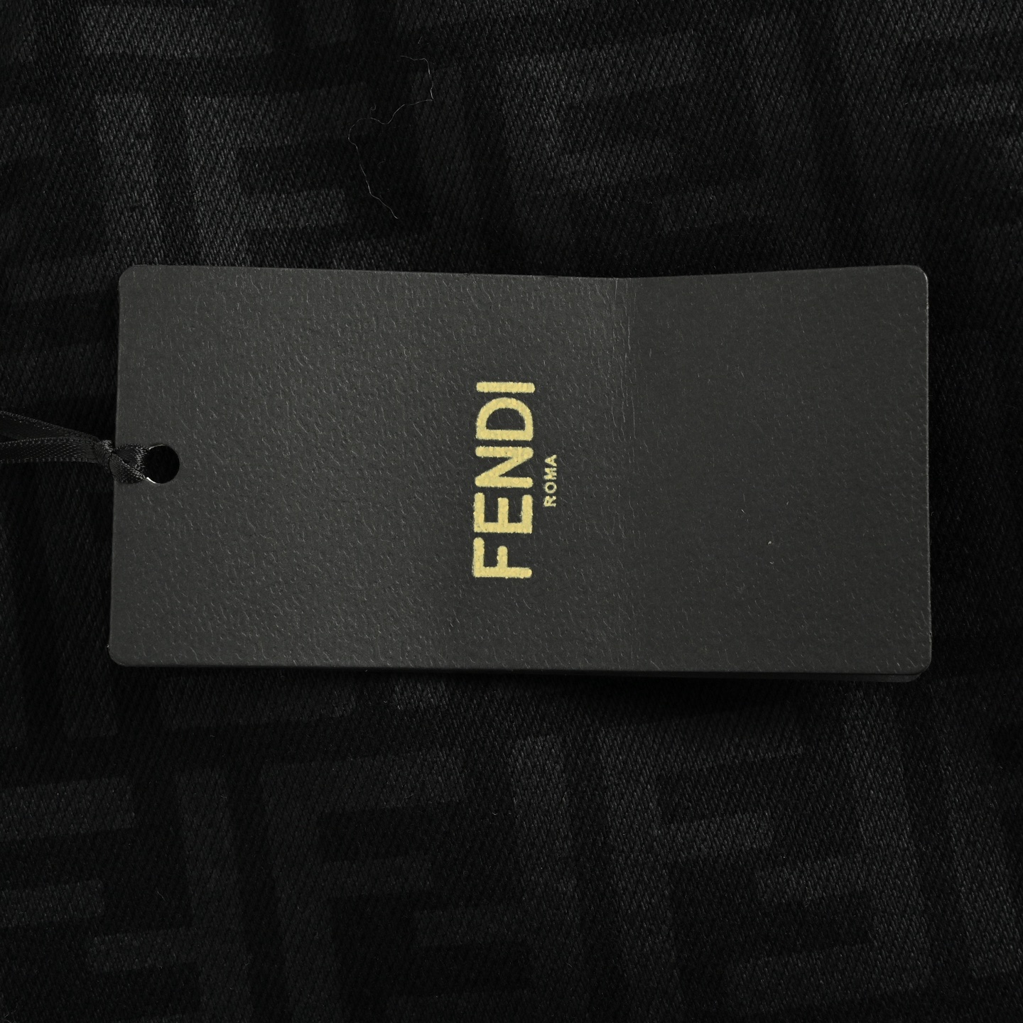 Fendi/芬迪 满印FF套装牛仔裤 定制雅韵黑密织牛仔料