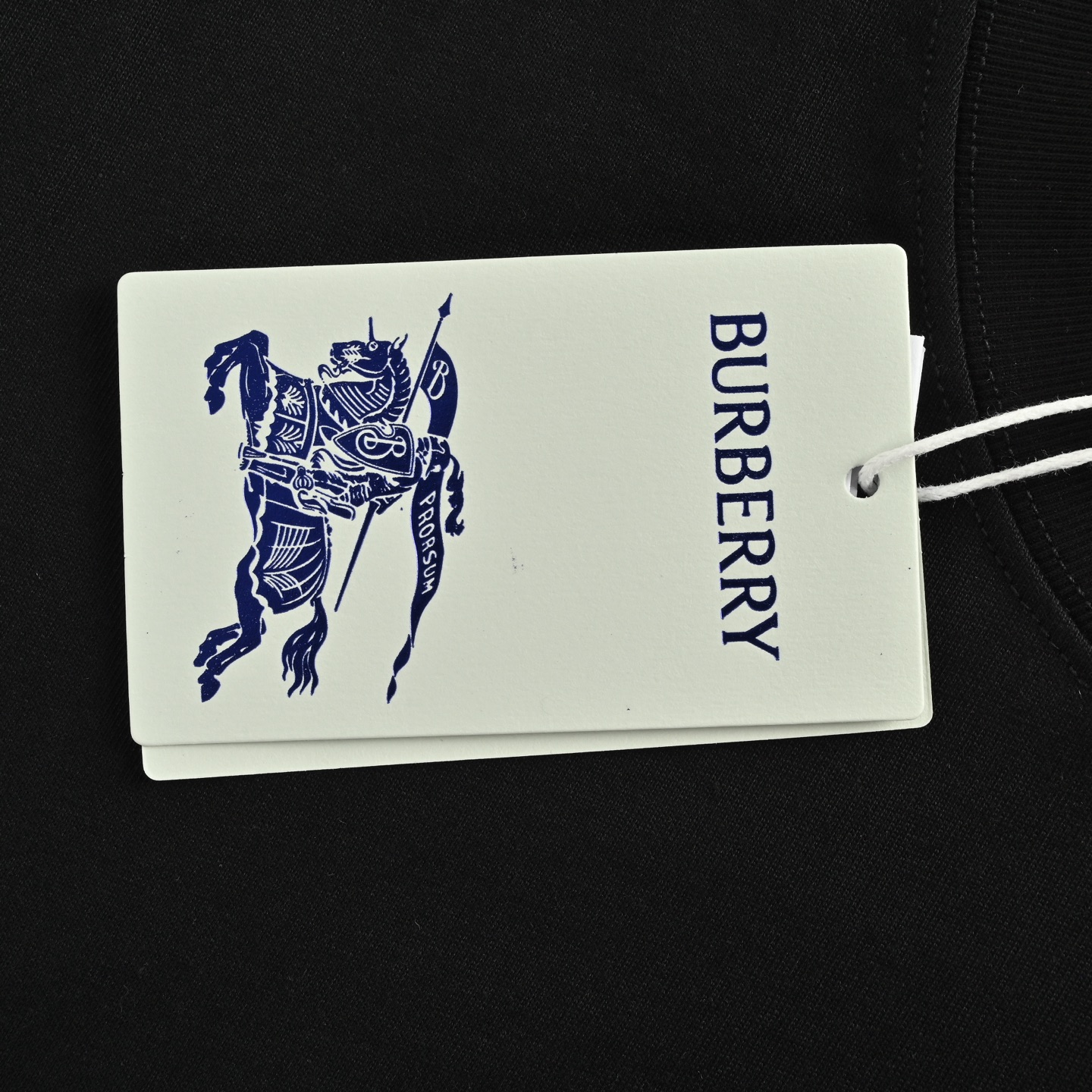 Burberry/巴宝莉 胸口方框战马刺绣长袖