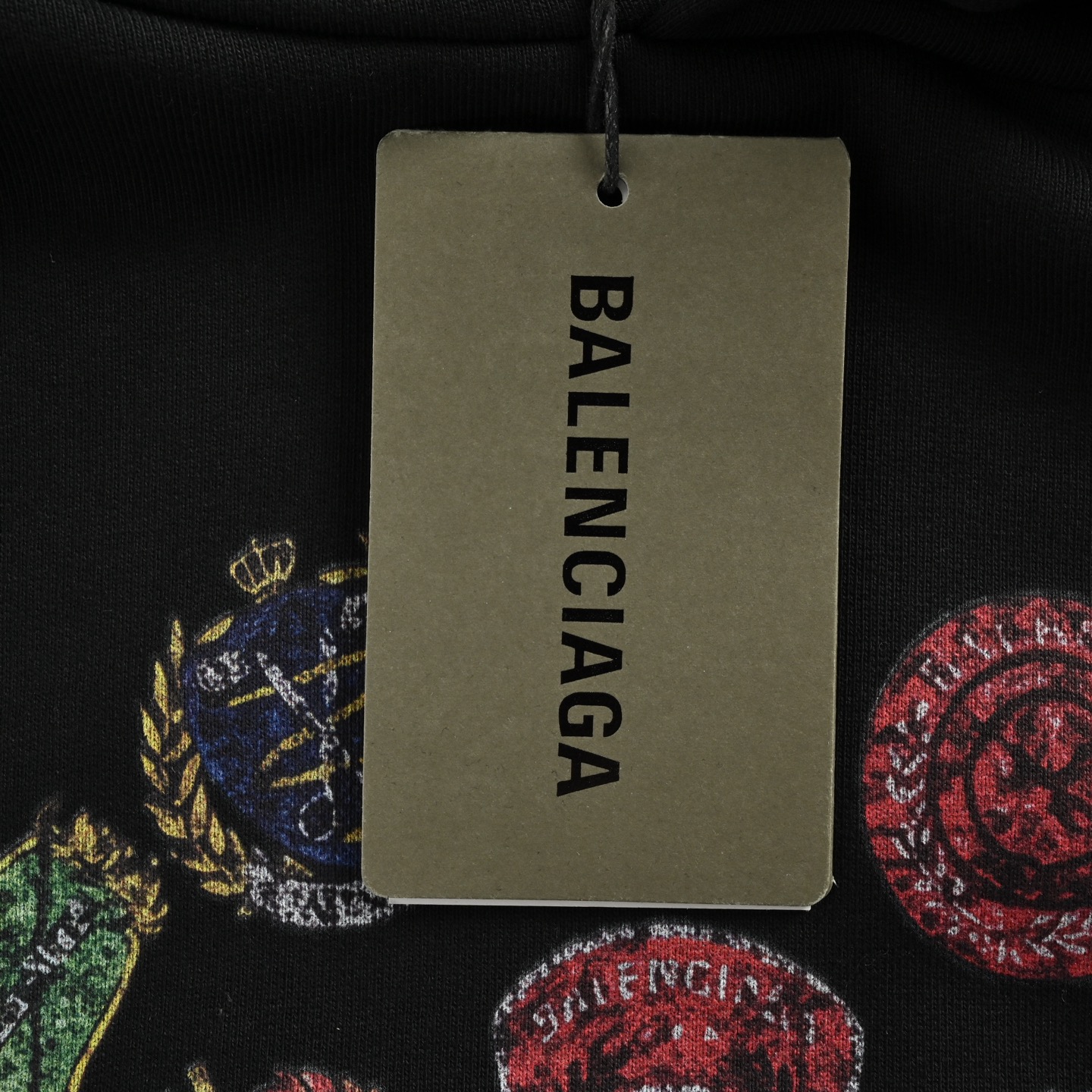 Balenciaga/巴黎世家 徽章印花做旧连帽卫衣