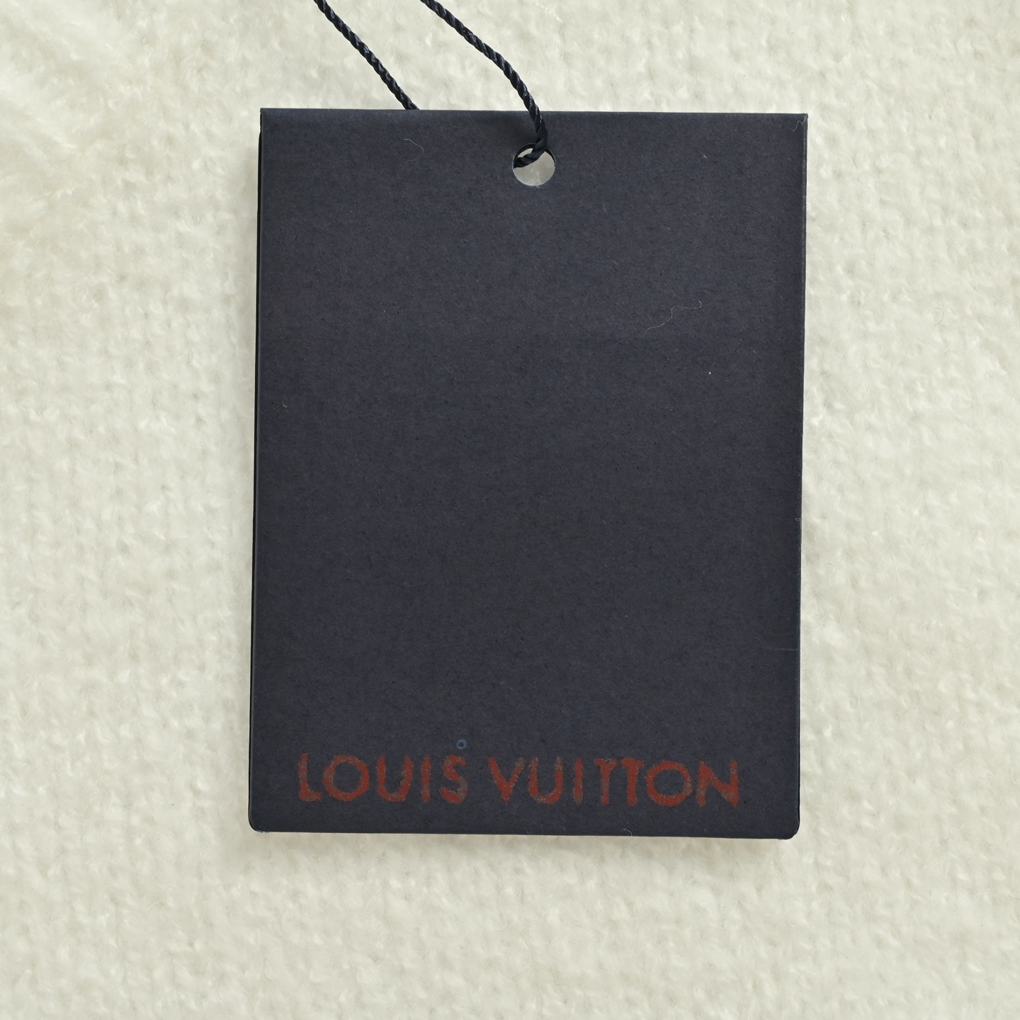 Louis Vuitton/路易威登 25Fw 珍珠字母logo圆领毛衣-莆田鞋,莆田鞋货源,高仿鞋,高仿鞋货源,安福档口,莆田高仿鞋,莆田鞋批发,高仿鞋批发,莆田高仿运动鞋,高仿运动鞋,莆田运动鞋 Louis Vuitton/路易威登 25Fw 珍珠字母logo圆领毛衣