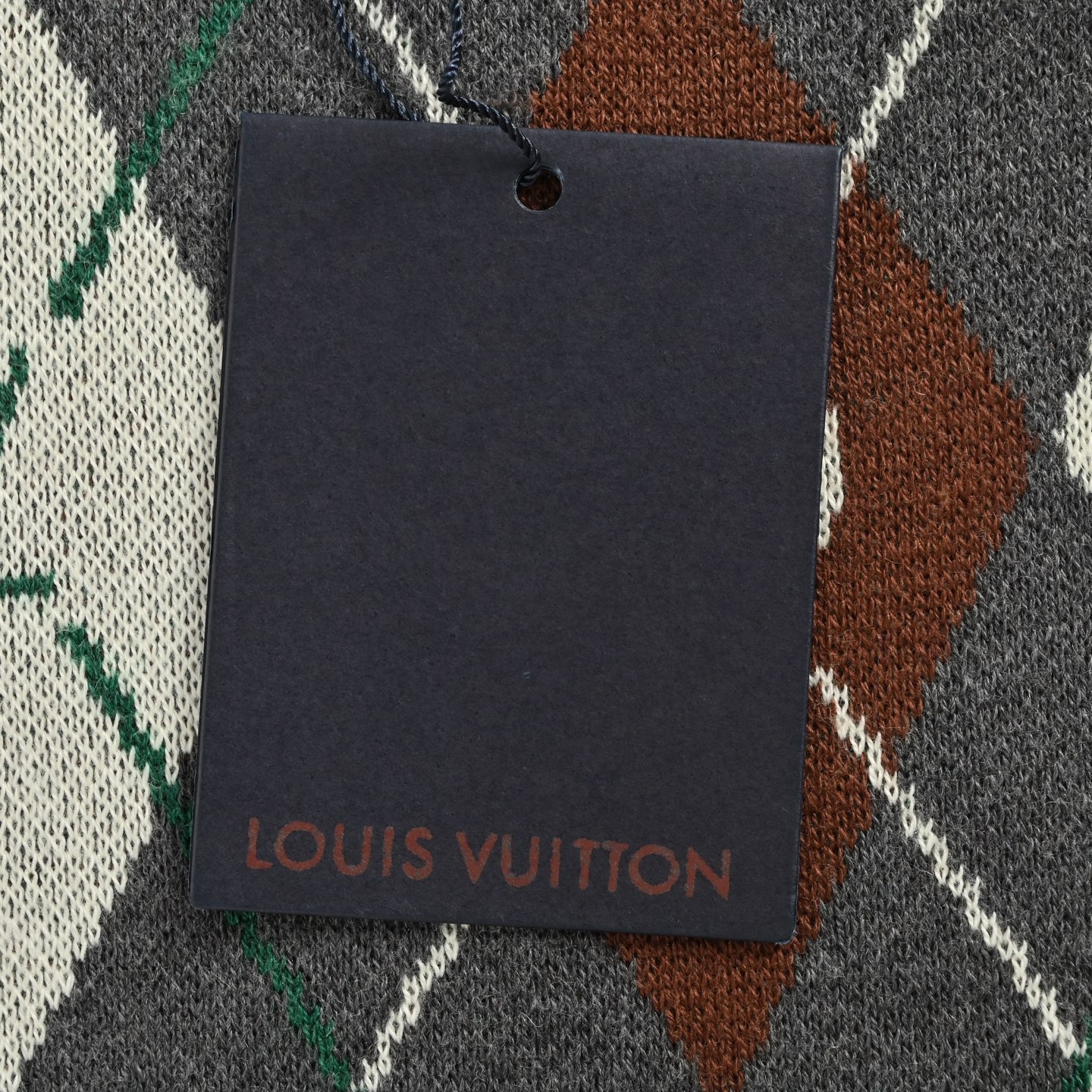 Louis Vuitton/路易威登 25Fw 菱形提花圆领毛衣-莆田鞋,莆田鞋货源,高仿鞋,高仿鞋货源,安福档口,莆田高仿鞋,莆田鞋批发,高仿鞋批发,莆田高仿运动鞋,高仿运动鞋,莆田运动鞋 Louis Vuitton/路易威登 25Fw 菱形提花圆领毛衣