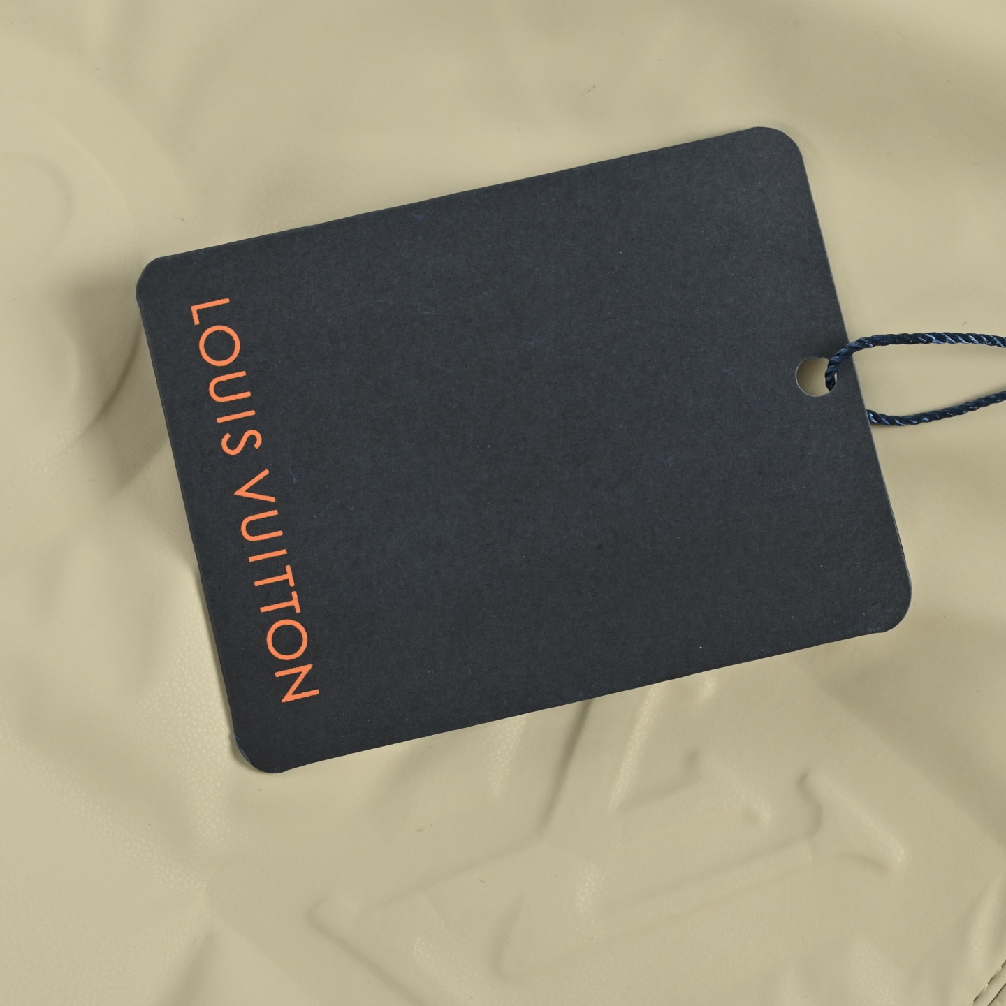 Louis Vuitton/路易威登 压印浮雕羽绒服