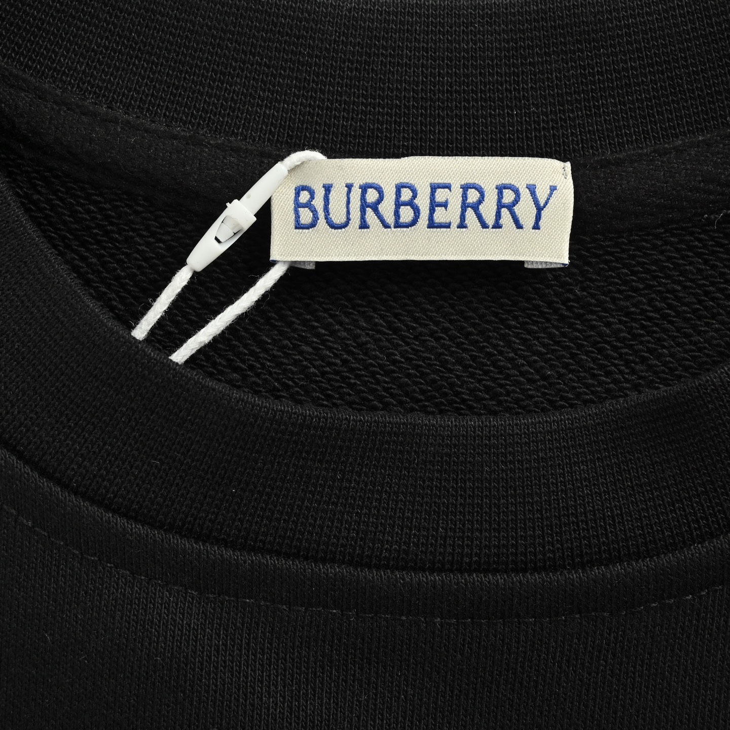 Burberry/巴宝莉 25Fw 重叠战马logo印花圆领卫衣