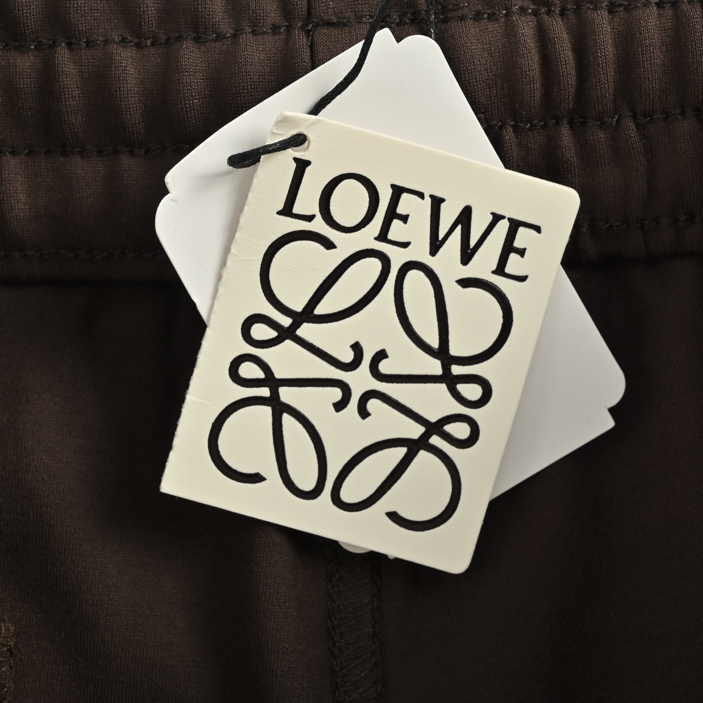 Loewe/罗意威 拼色织带徽标刺绣套装长裤 棕色-莆田鞋,莆田鞋货源,高仿鞋,高仿鞋货源,安福档口,莆田高仿鞋,莆田鞋批发,高仿鞋批发,莆田高仿运动鞋,高仿运动鞋,莆田运动鞋 Loewe/罗意威 拼色织带徽标刺绣套装长裤 棕色