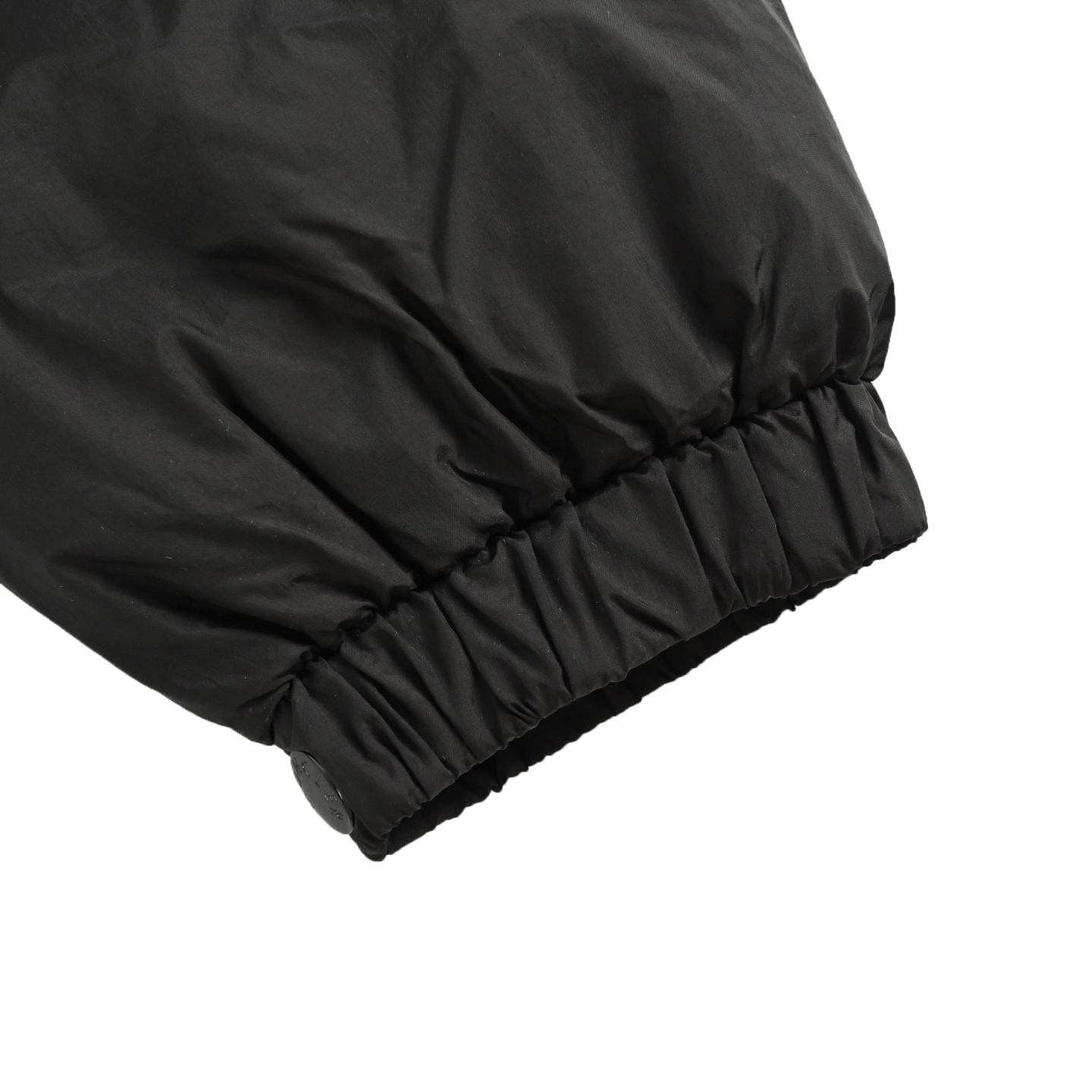 Moncler/蒙口 25Fw 双拉链口袋连帽羽绒服