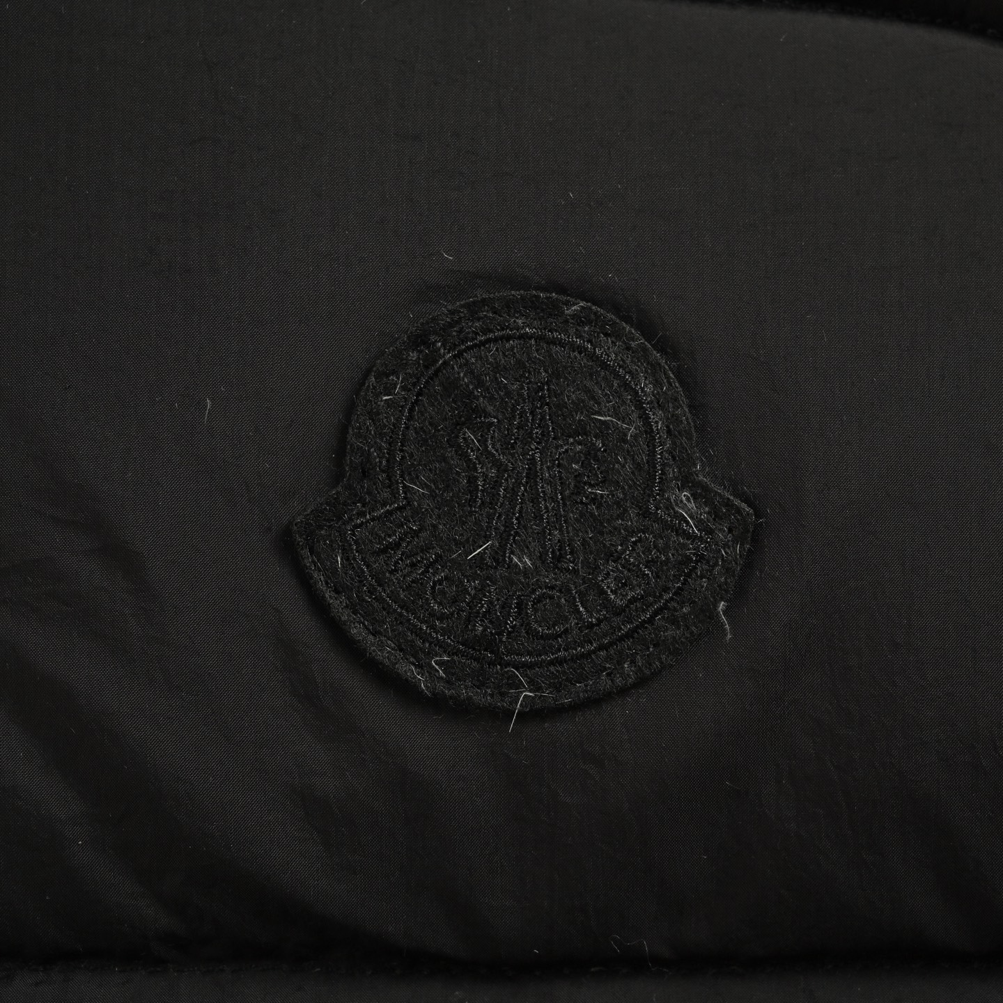 Moncler/蒙口 25Fw 双拉链口袋连帽羽绒服