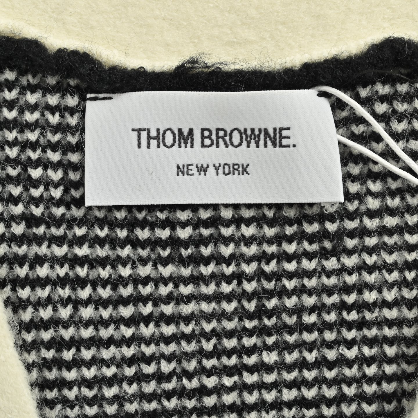 Thom Browne/汤姆布朗 25Fw 香肠狗拼接开衫毛衣